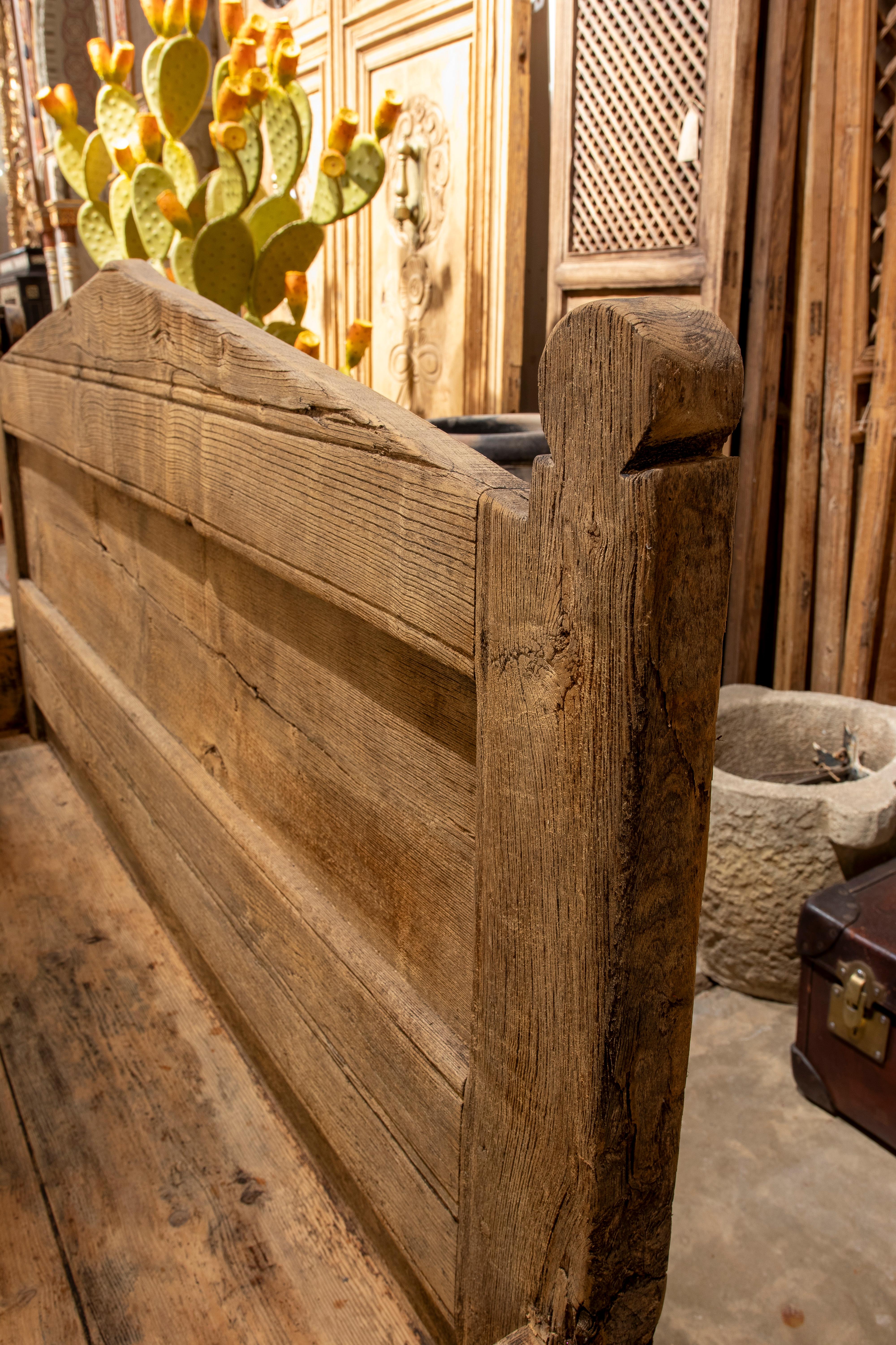Banco rústico de madera maciza de 1850 - Estilo rústico tradicional en venta 5