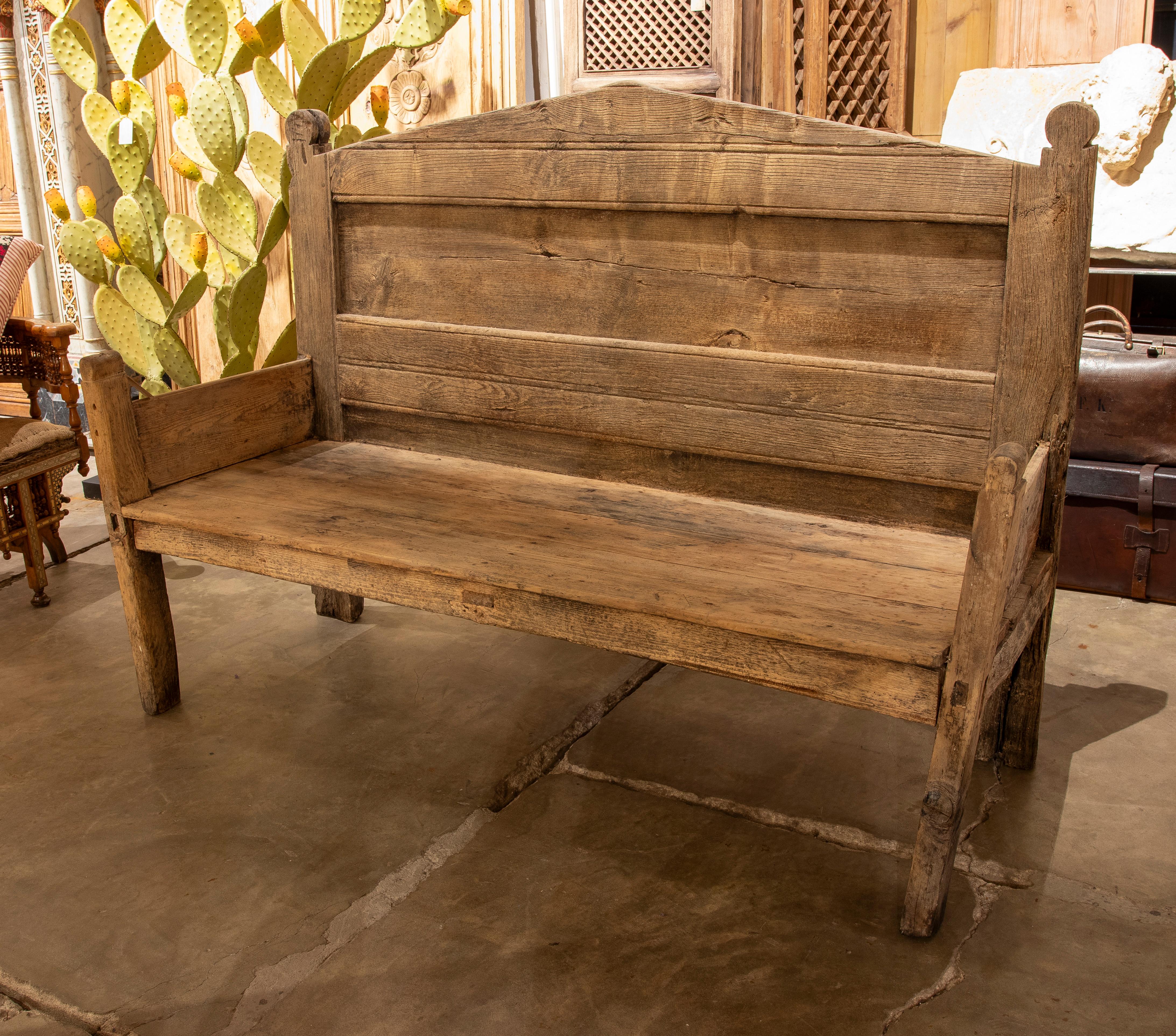 Banco rústico de madera maciza de 1850 - Estilo rústico tradicional Español en venta