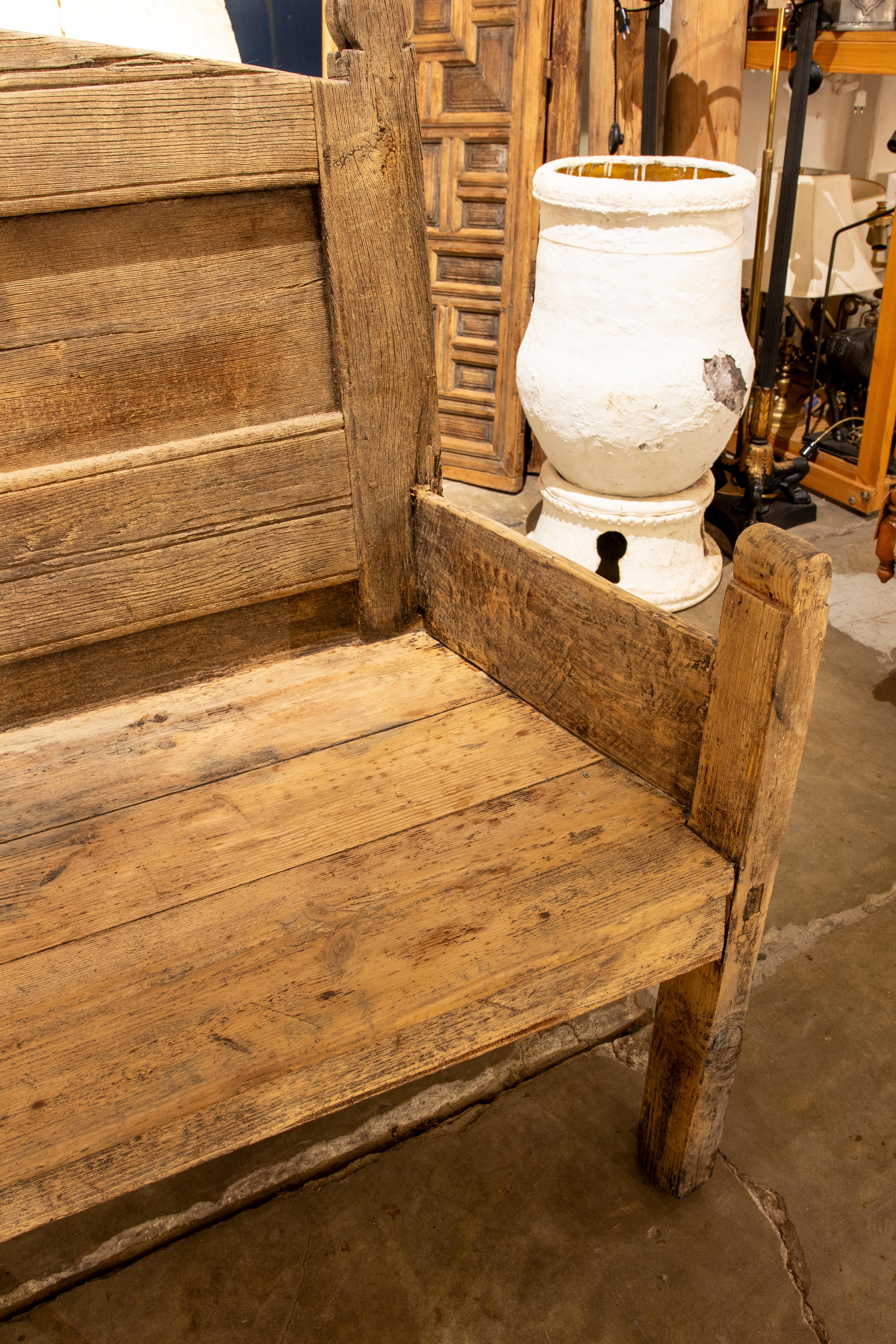 Banco rústico de madera maciza de 1850 - Estilo rústico tradicional en Bueno estado para la venta en Marbella, ES