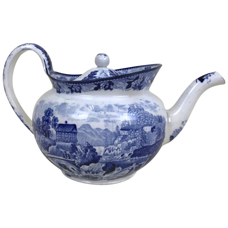 1850s Victorian Blue and White Earthenware Boat Shaped Teapot Made in England For Sale