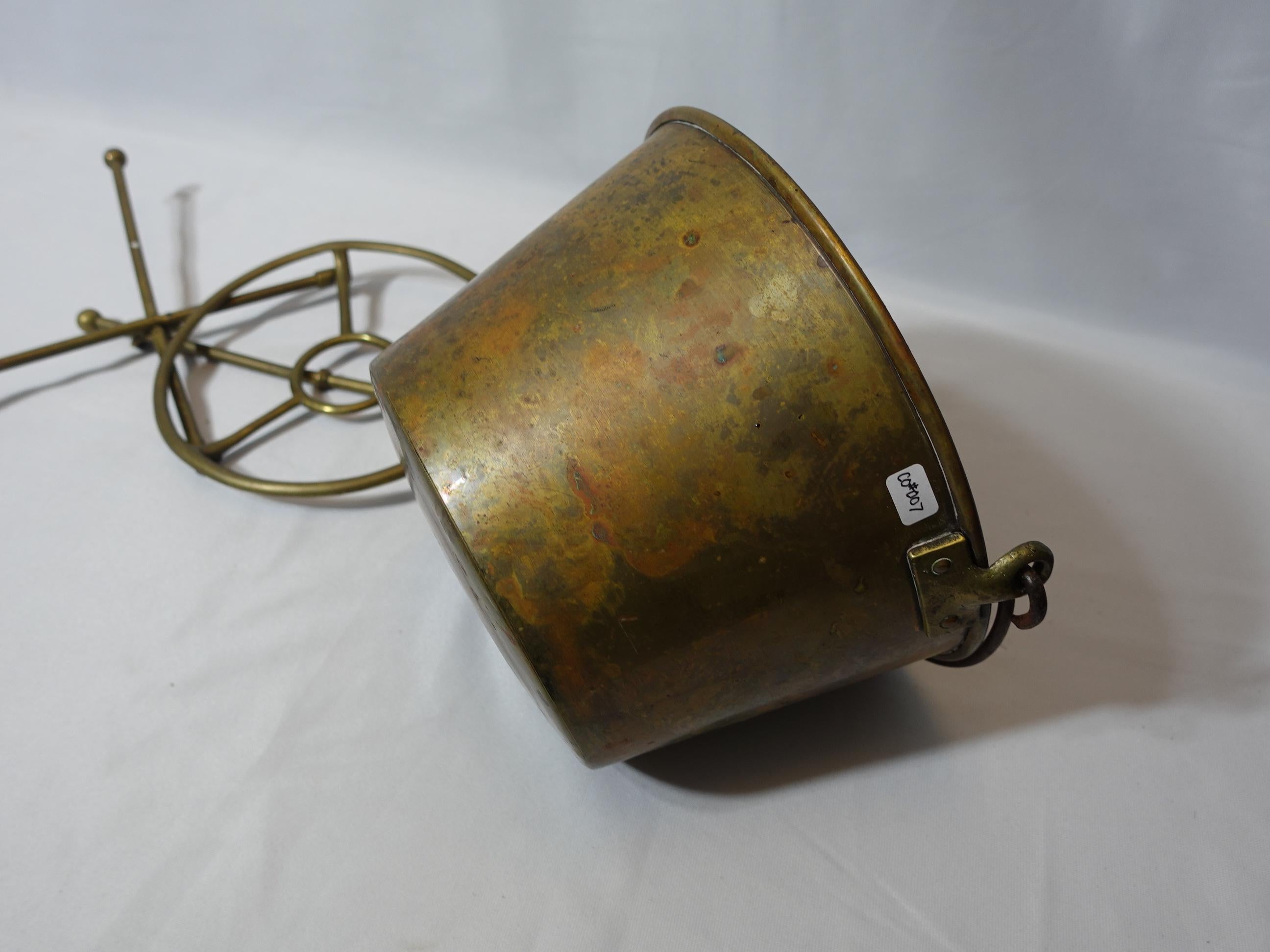 1851 Hayden Pat. Ansonia Brass Co. Bail Brass Bucket with Brass Trivet, CO#007 For Sale 3