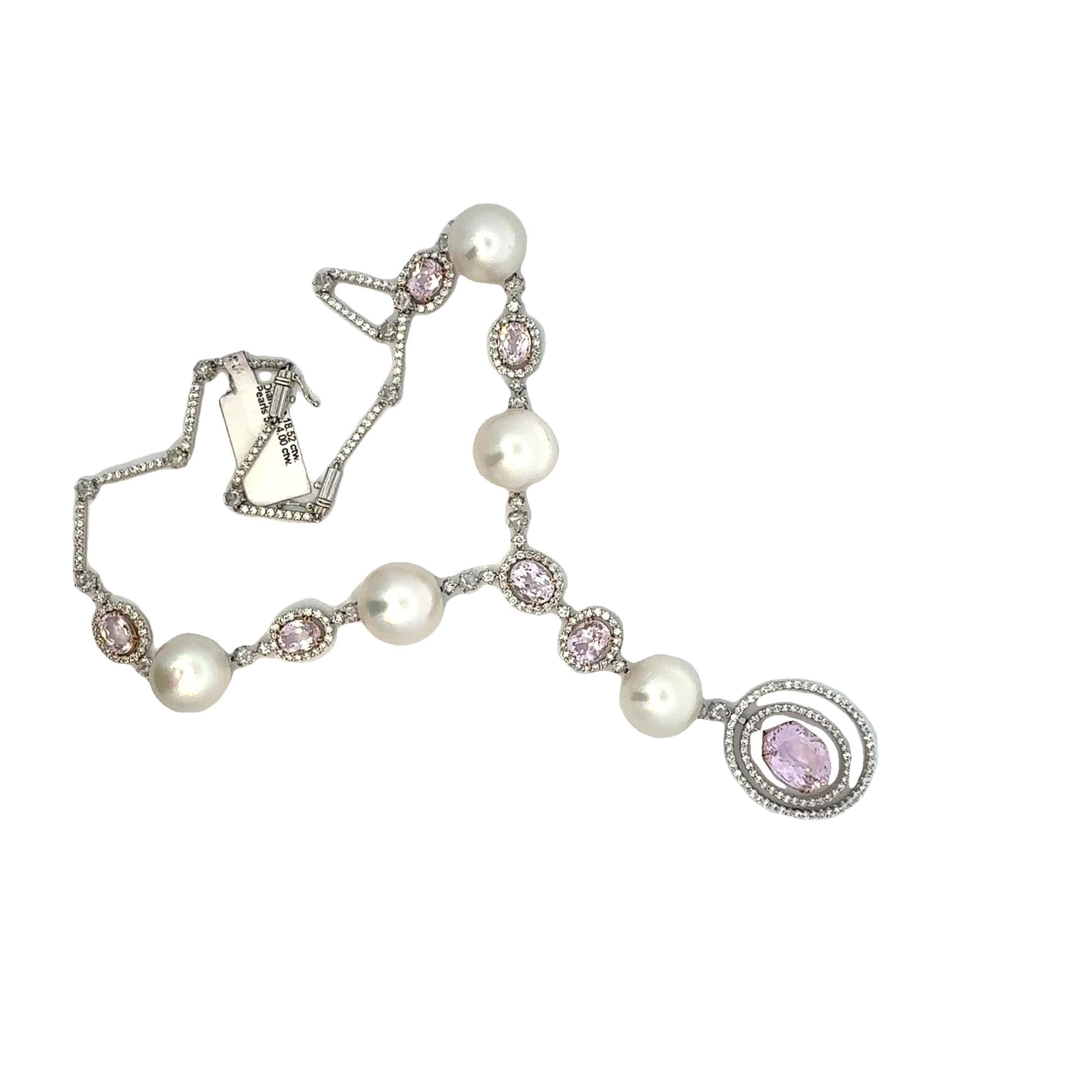 Taglio ovale Collana con perle Kunzite e diamanti da 18,52 carati in vendita