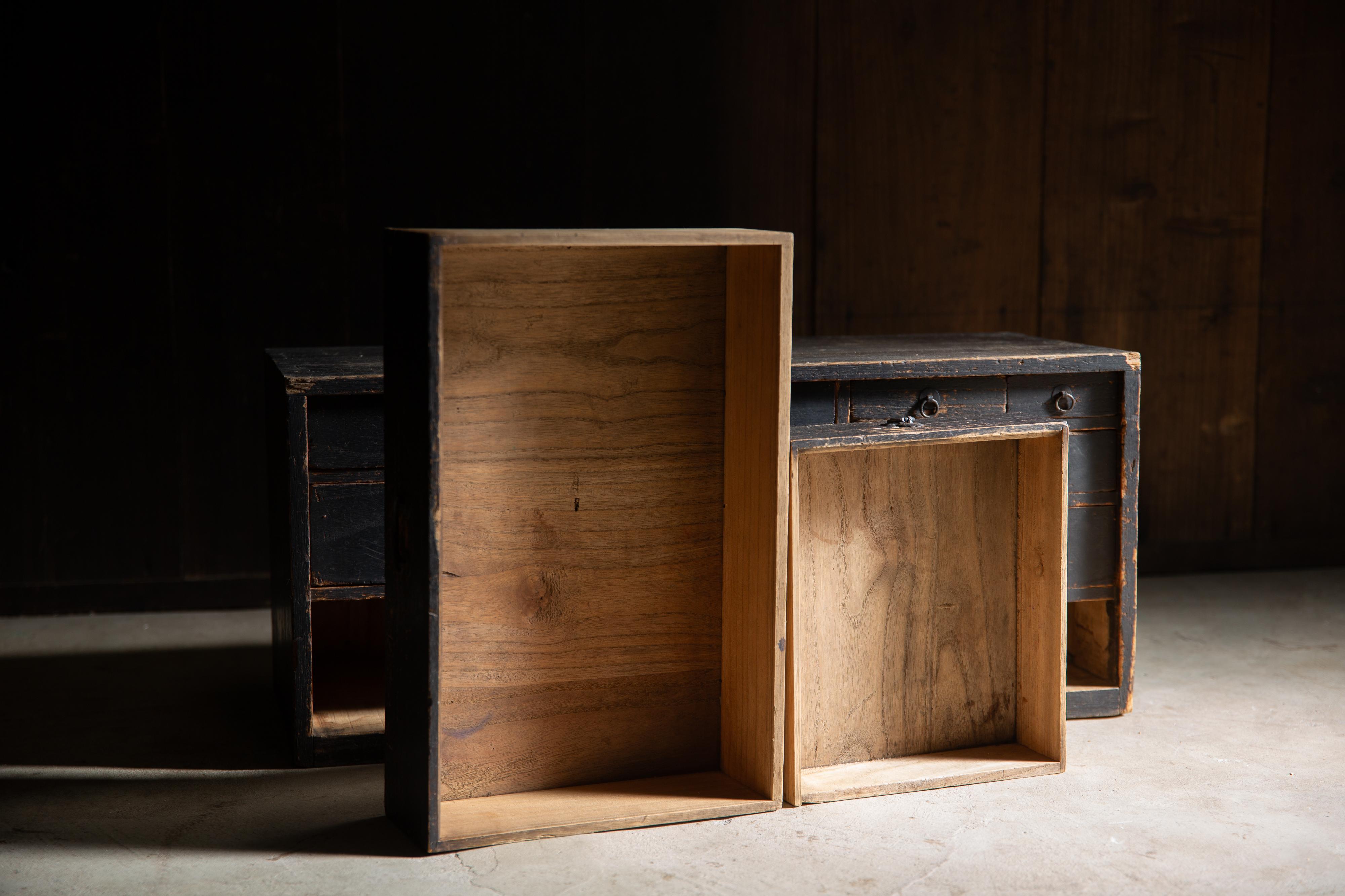 1852 Commode japonaise Edo antique wabi sabi Urushi mid Tansu en vente 4