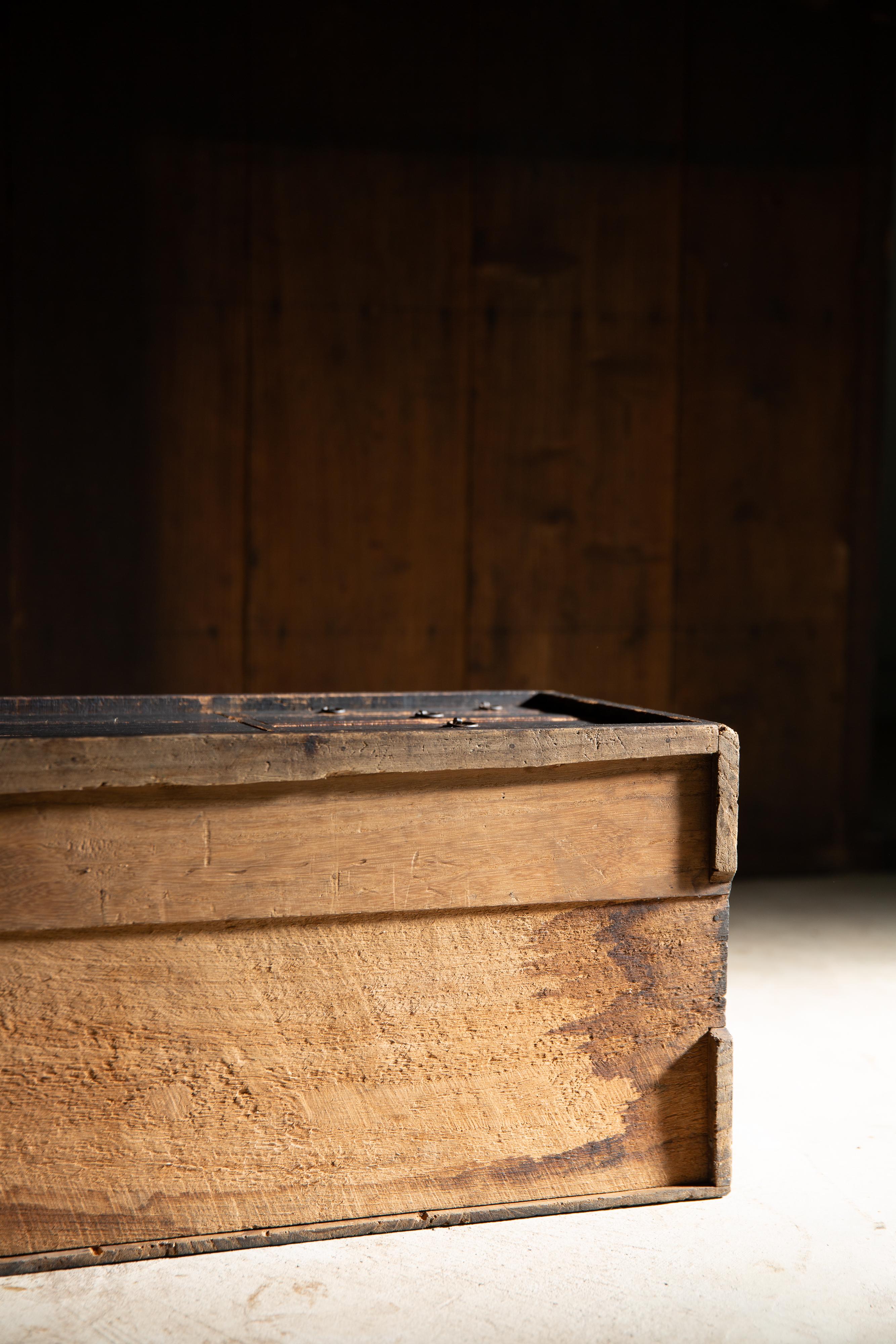 1852 Commode japonaise Edo antique wabi sabi Urushi mid Tansu en vente 5