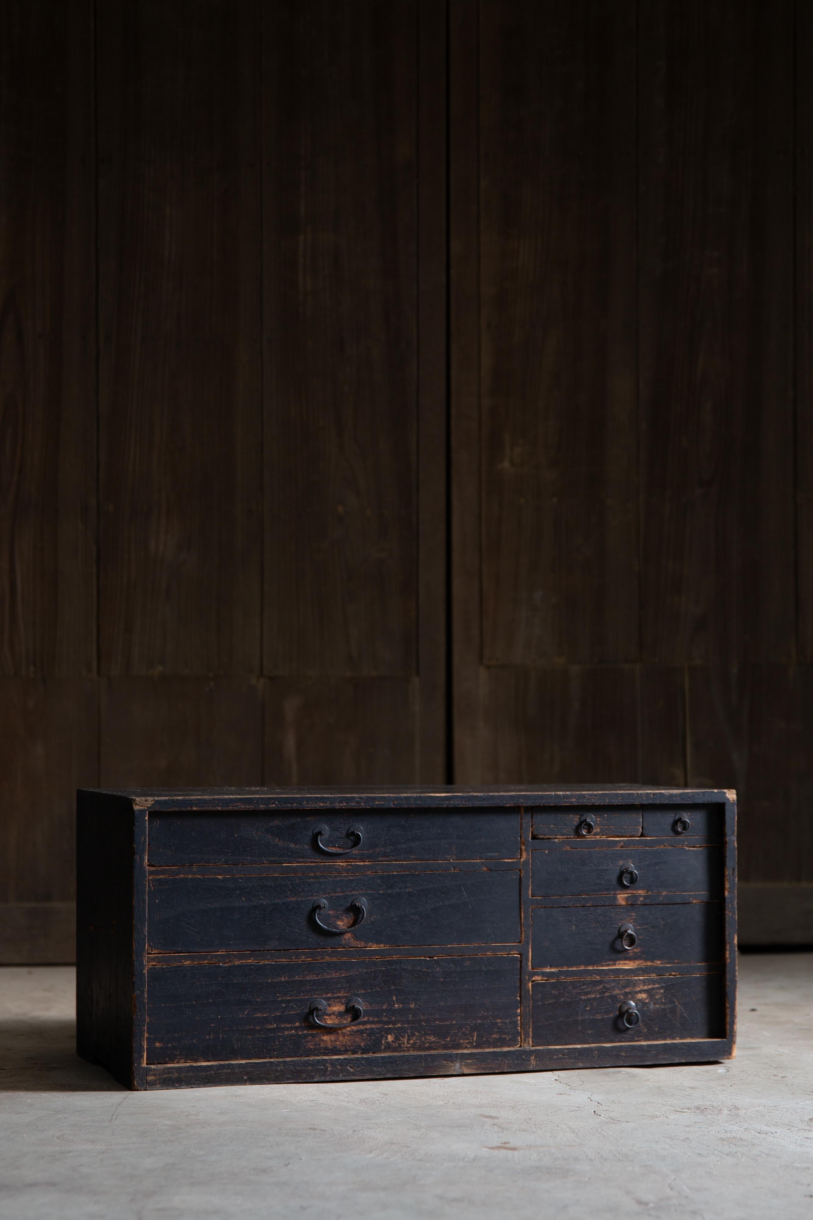 Laccato 1852 cassettone Edo giapponese antico wabi sabi Urushi mid Tansu in vendita