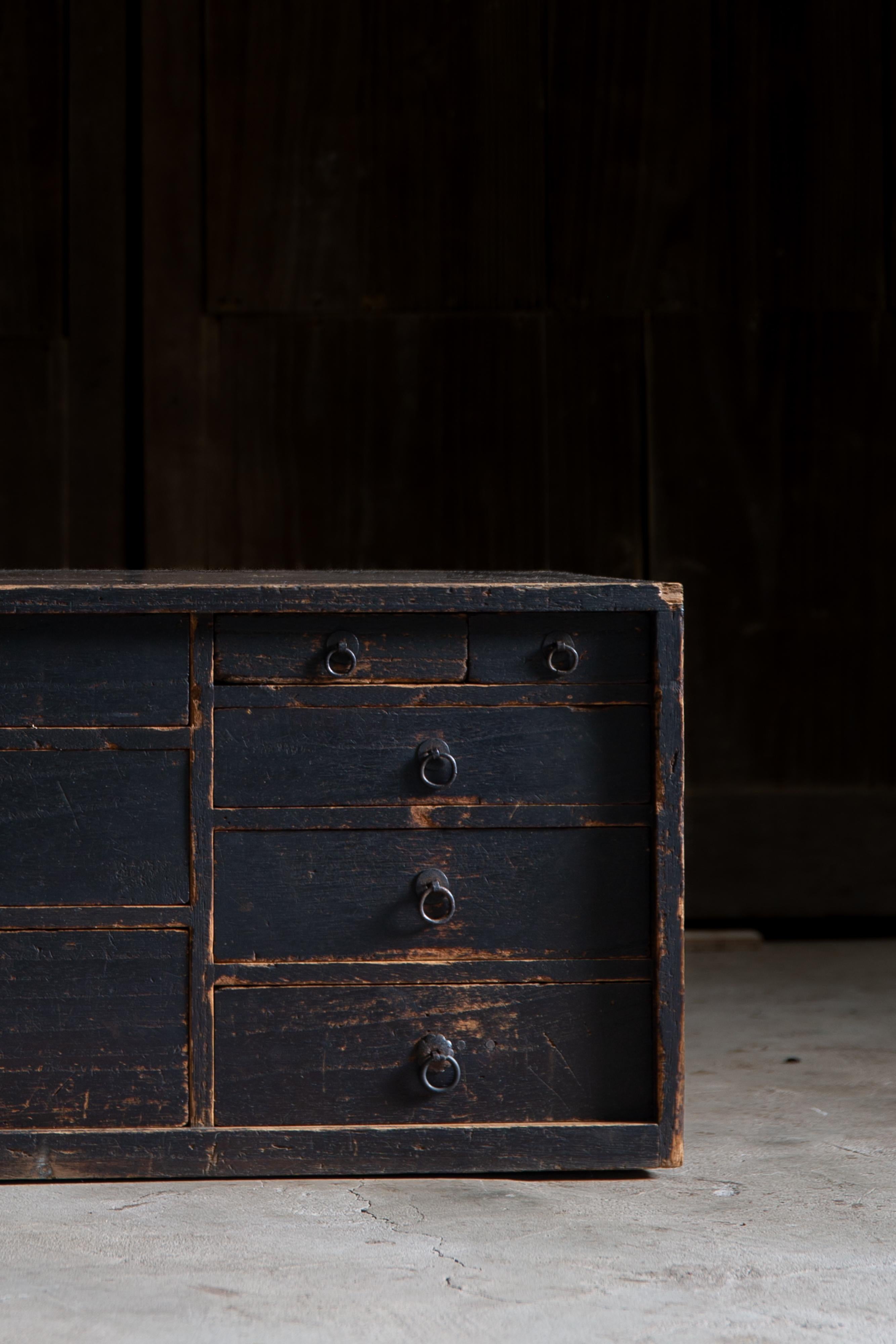 1852 cassettone Edo giapponese antico wabi sabi Urushi mid Tansu in vendita 9