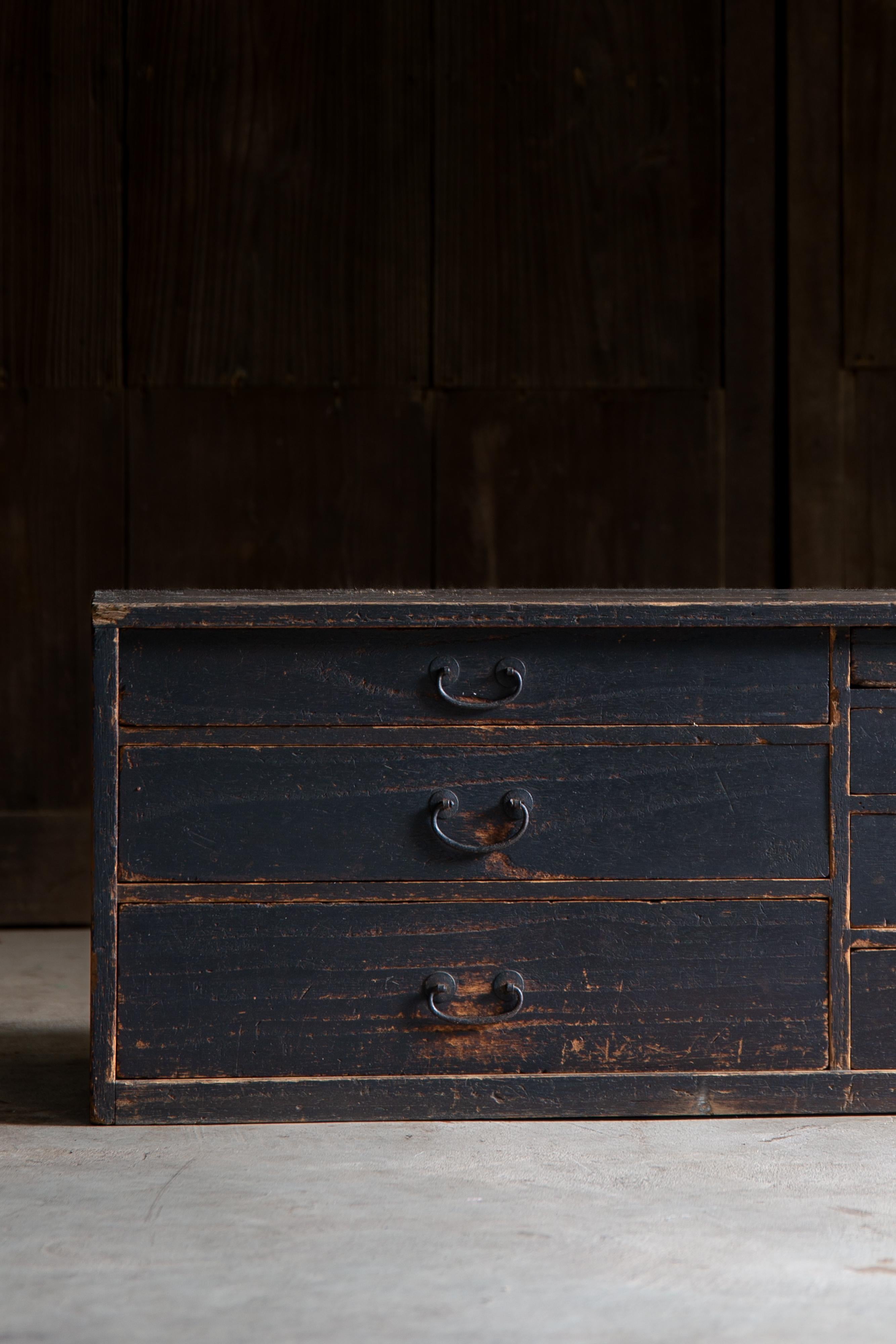 1852 cassettone Edo giapponese antico wabi sabi Urushi mid Tansu in vendita 10