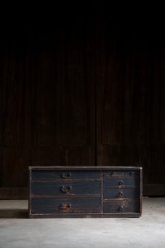 1852 Edo Japanese antique wabi sabi Urushi mid Tansu chest of drawers