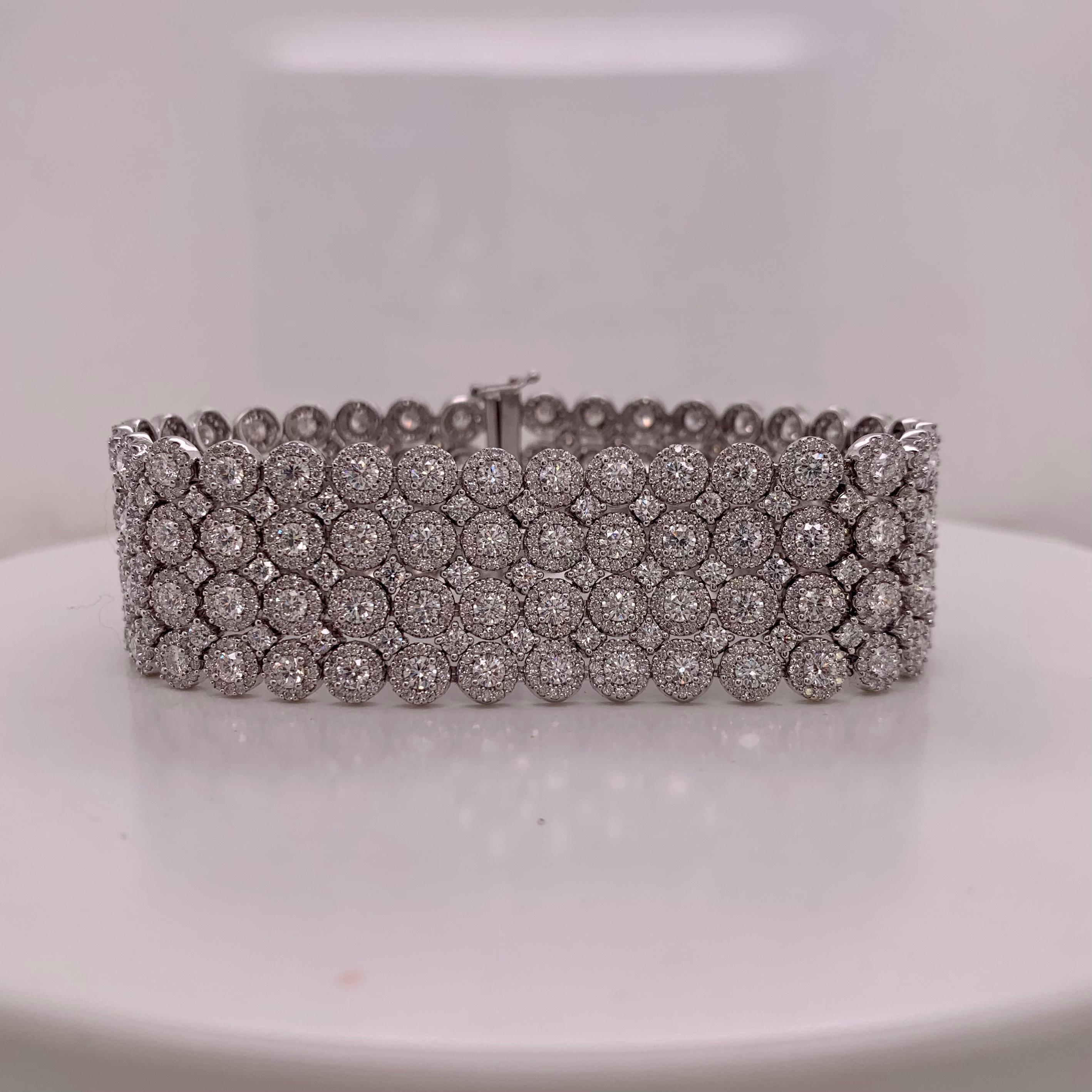 Taille ronde Bracelet en or 18 carats et diamants de 18,56 carats en vente