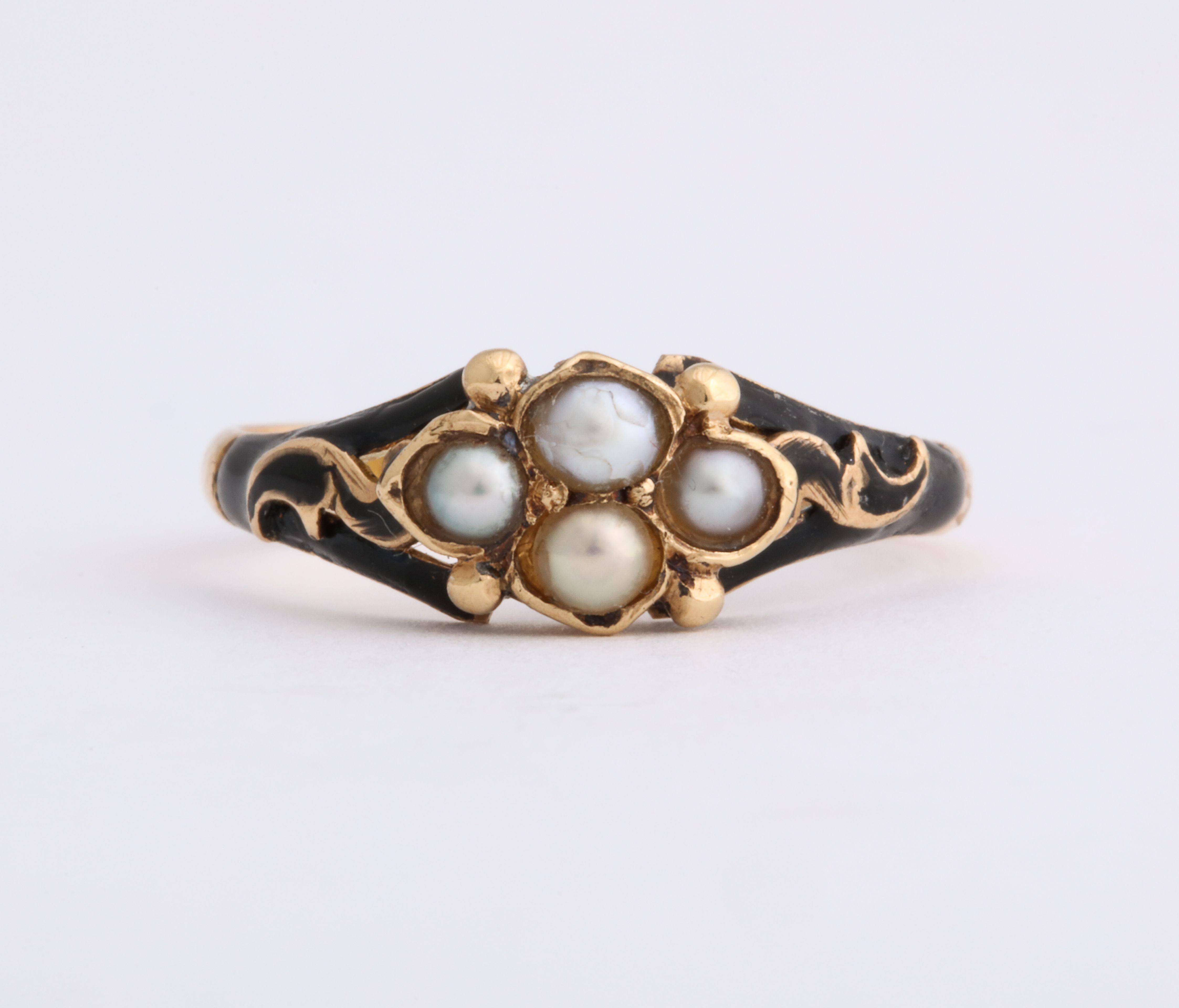 Bead 1858 Gold Enamel Pearl Daisy Mourning Ring