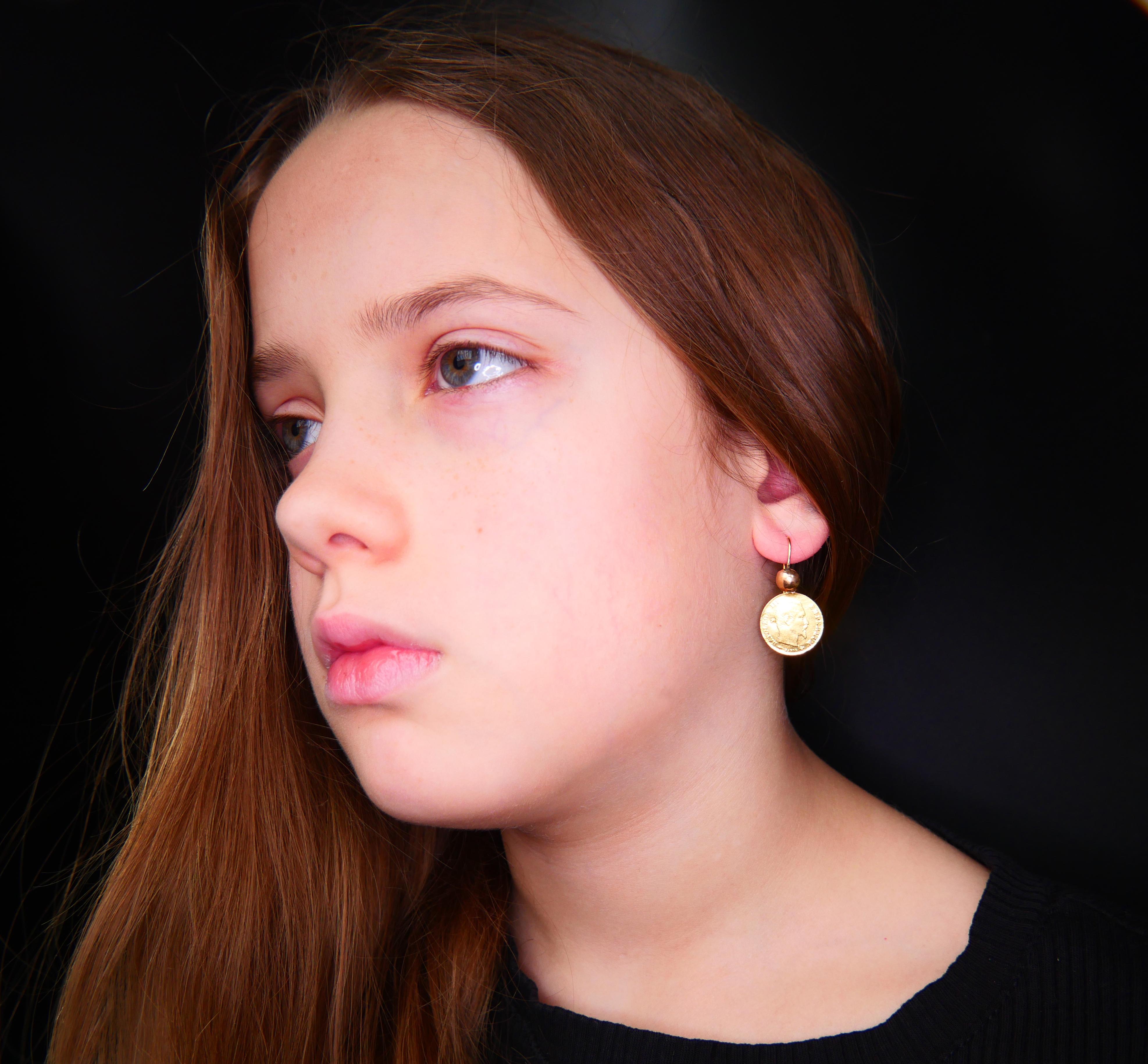 Women's 1859 Antique French 10 Francs 22K / 18K Gold Dangle Earrings / 4gr For Sale