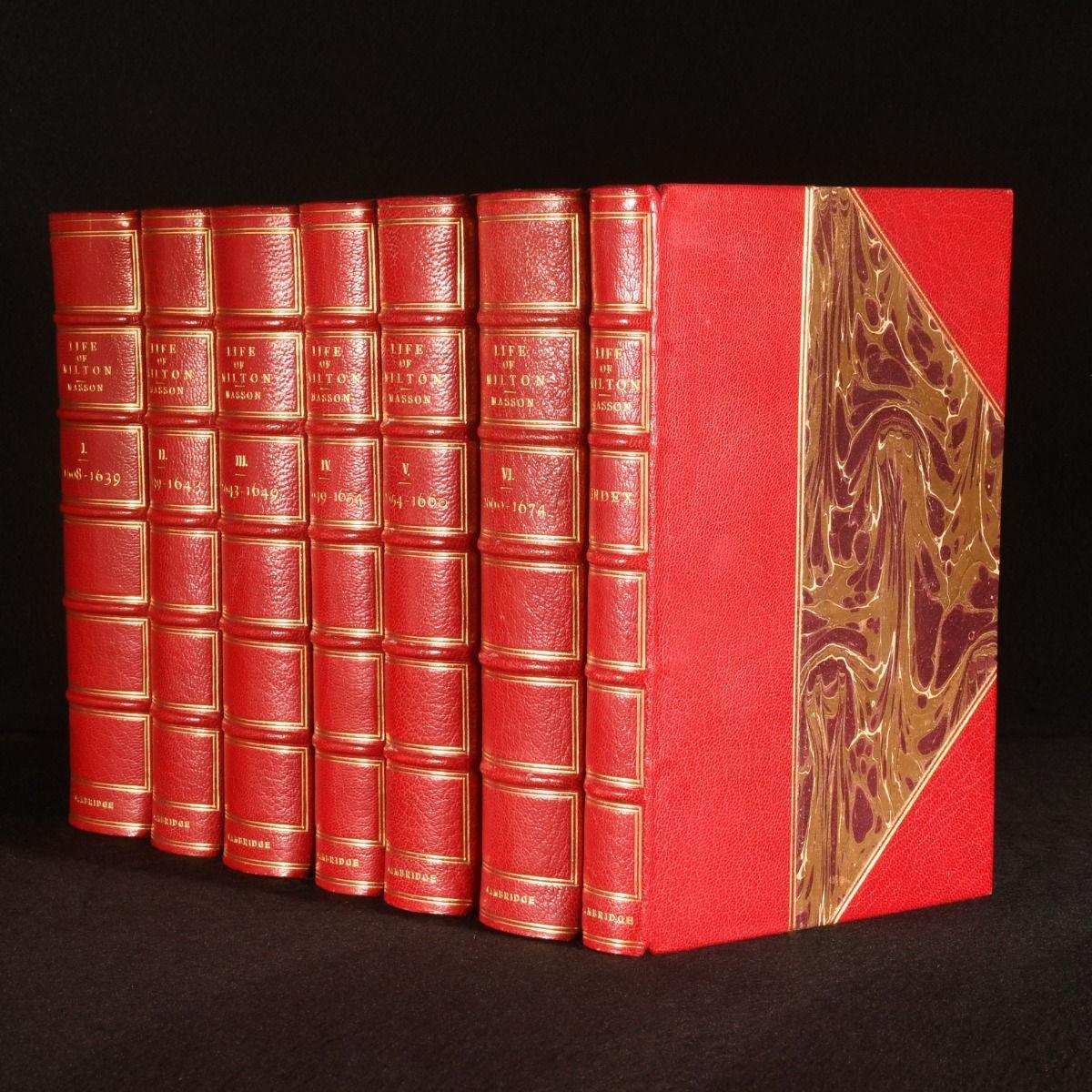 Un ensemble somptueusement relié de cette biographie sur John Milton, provenant de la bibliothèque d'Andrew Carnegie.

Très rare, complet en sept volumes.

Première édition.

Une vaste biographie sur la vie et l'œuvre du poète anglais du XVIIe