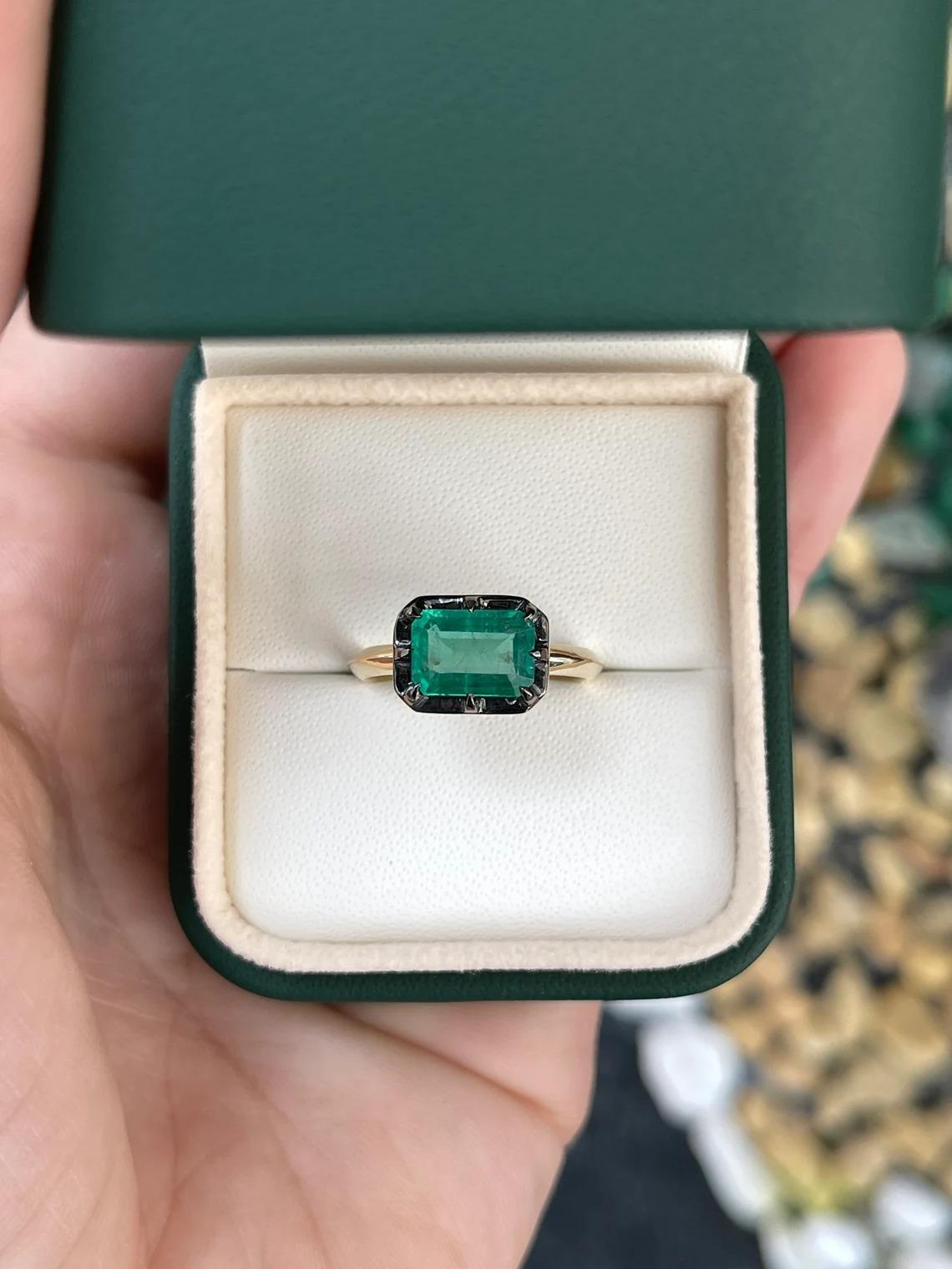 Contemporary 1.85ct 14K East to West Natural Emerald Cut Emerald Black Rhodium 8 Prong Ring For Sale