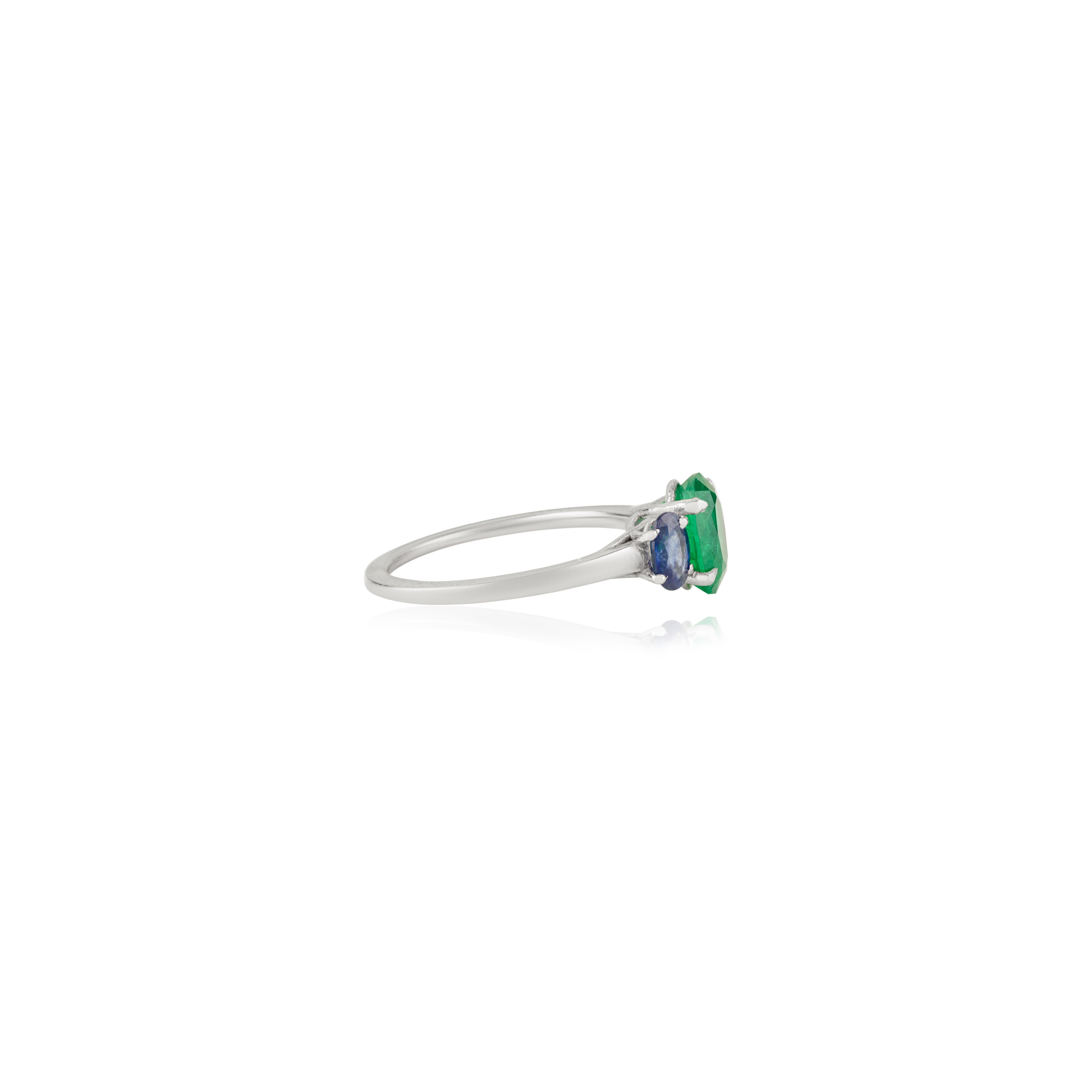 in vendita:  Anello a tre pietre con smeraldo e zaffiro blu da 1,85 carati in oro bianco 14K Gioielli di pregio 7