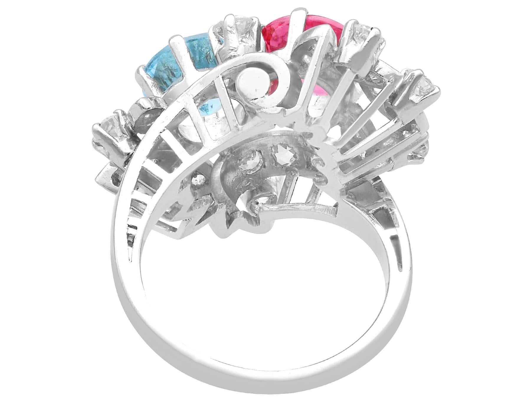 1.85Ct Pink Tourmaline, 2.00Ct Aquamarine and 1.07Ct Diamond 14k White Gold Ring In Excellent Condition For Sale In Jesmond, Newcastle Upon Tyne