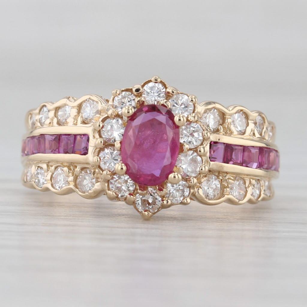 Anello aureolato con diamante e rubino da 1,85 carati in oro giallo 14k, misura 6,25. In condizioni buone in vendita a McLeansville, NC