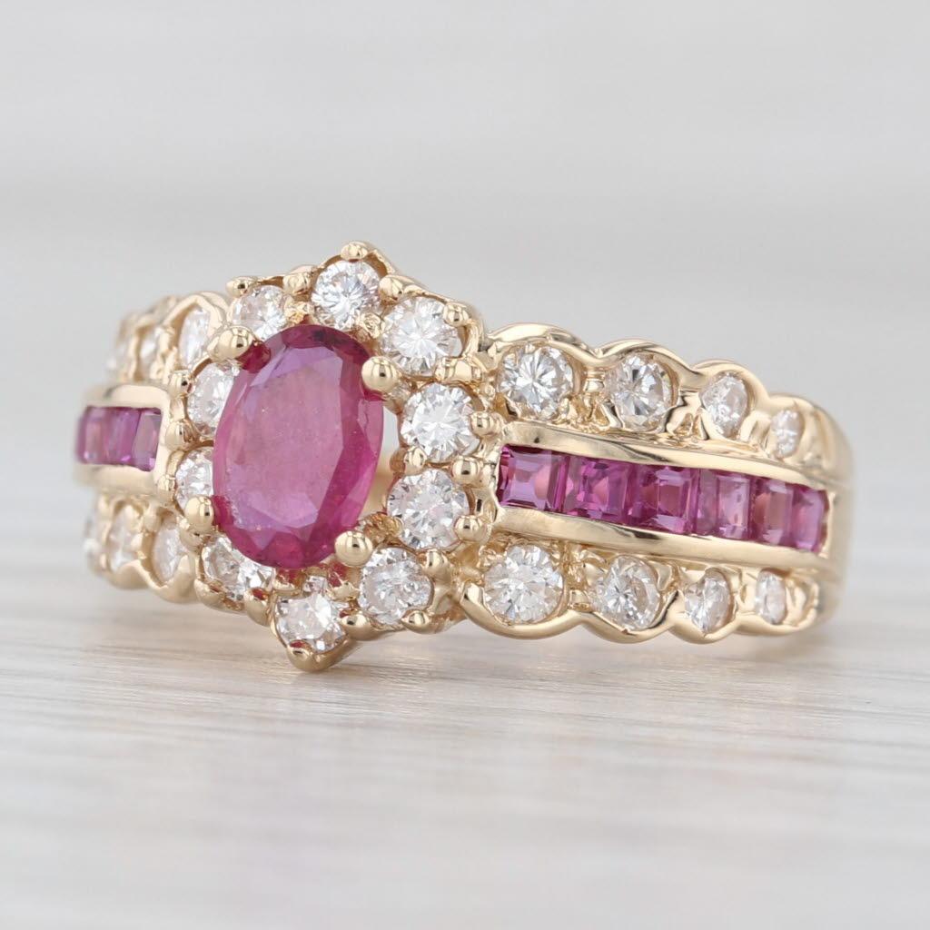 Anello aureolato con diamante e rubino da 1,85 carati in oro giallo 14k, misura 6,25. in vendita 1