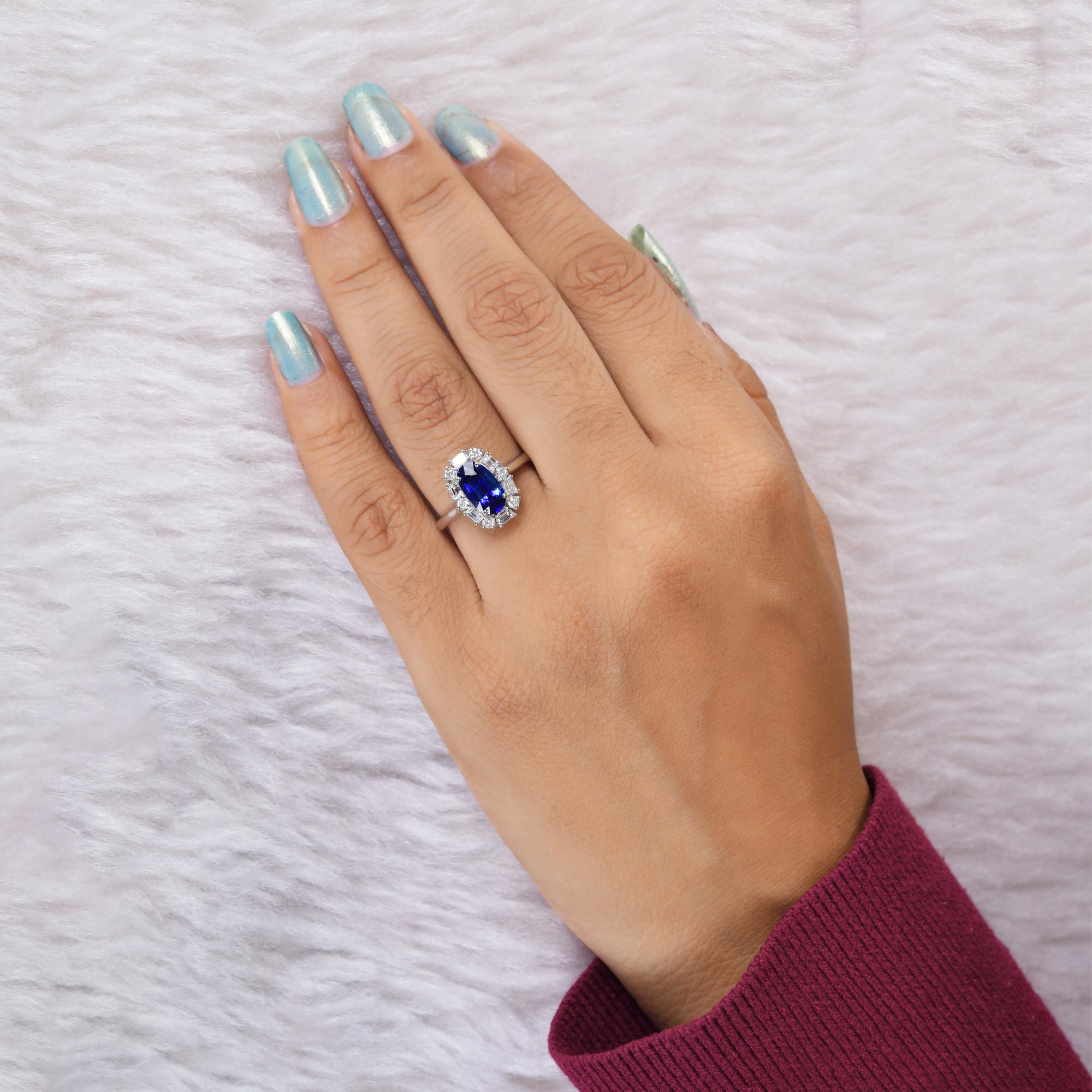 1,86 Karat Blauer Saphir Edelstein Ring 0,5 Karat SI/H Diamant 18k Weißgold (Ovalschliff) im Angebot