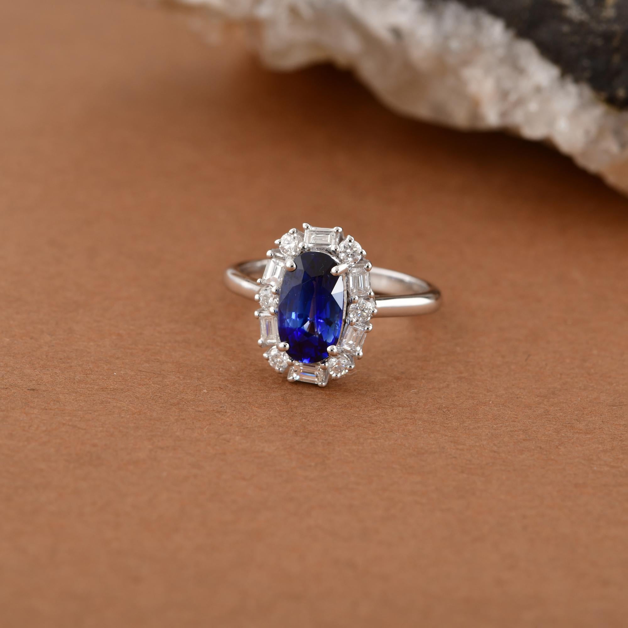 1,86 Karat Blauer Saphir Edelstein Ring 0,5 Karat SI/H Diamant 18k Weißgold im Zustand „Neu“ im Angebot in Diera, Dubai