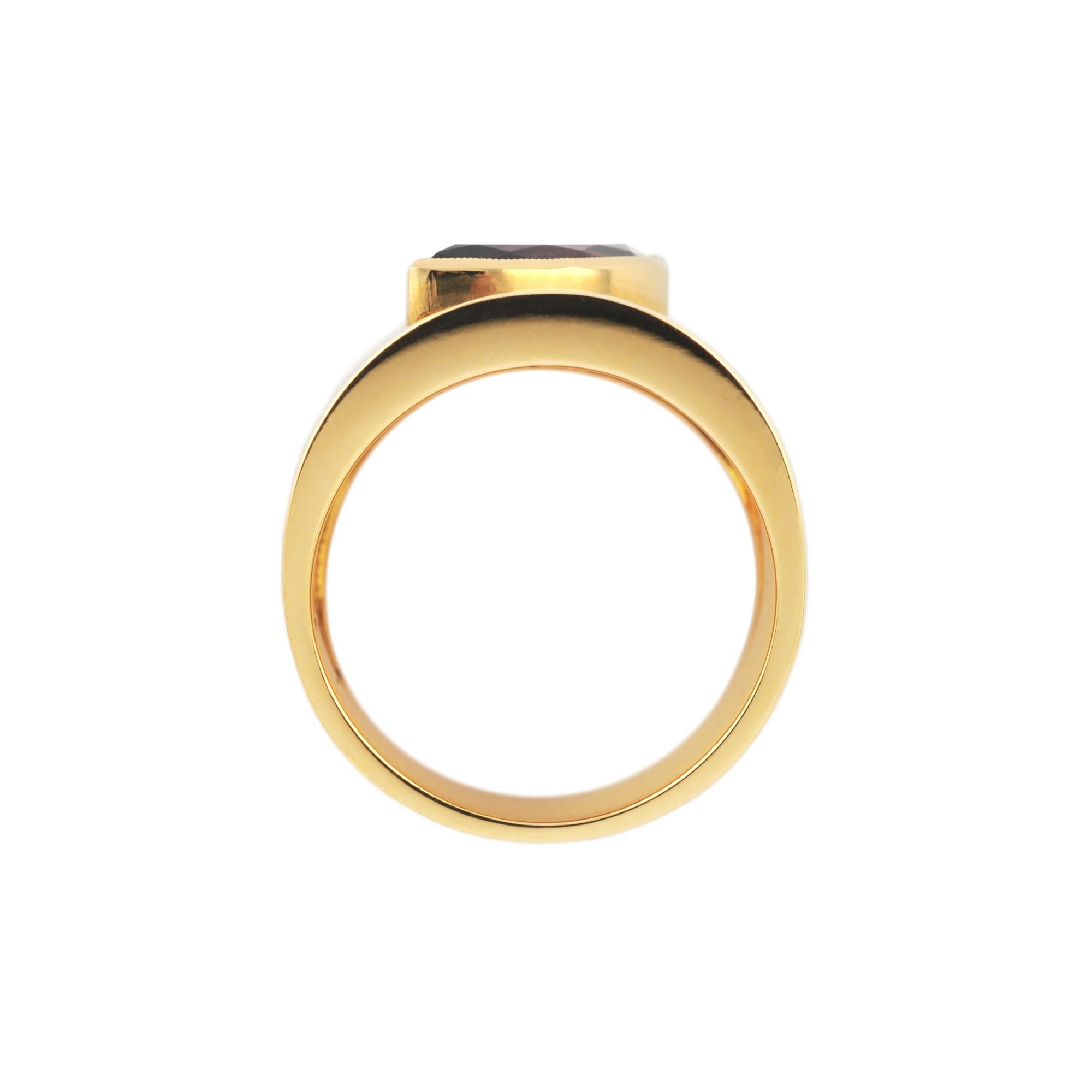 Modern 1, 86 Carat Drop Shaped Amethist Black Enamel Plated Hafsa Ring For Sale