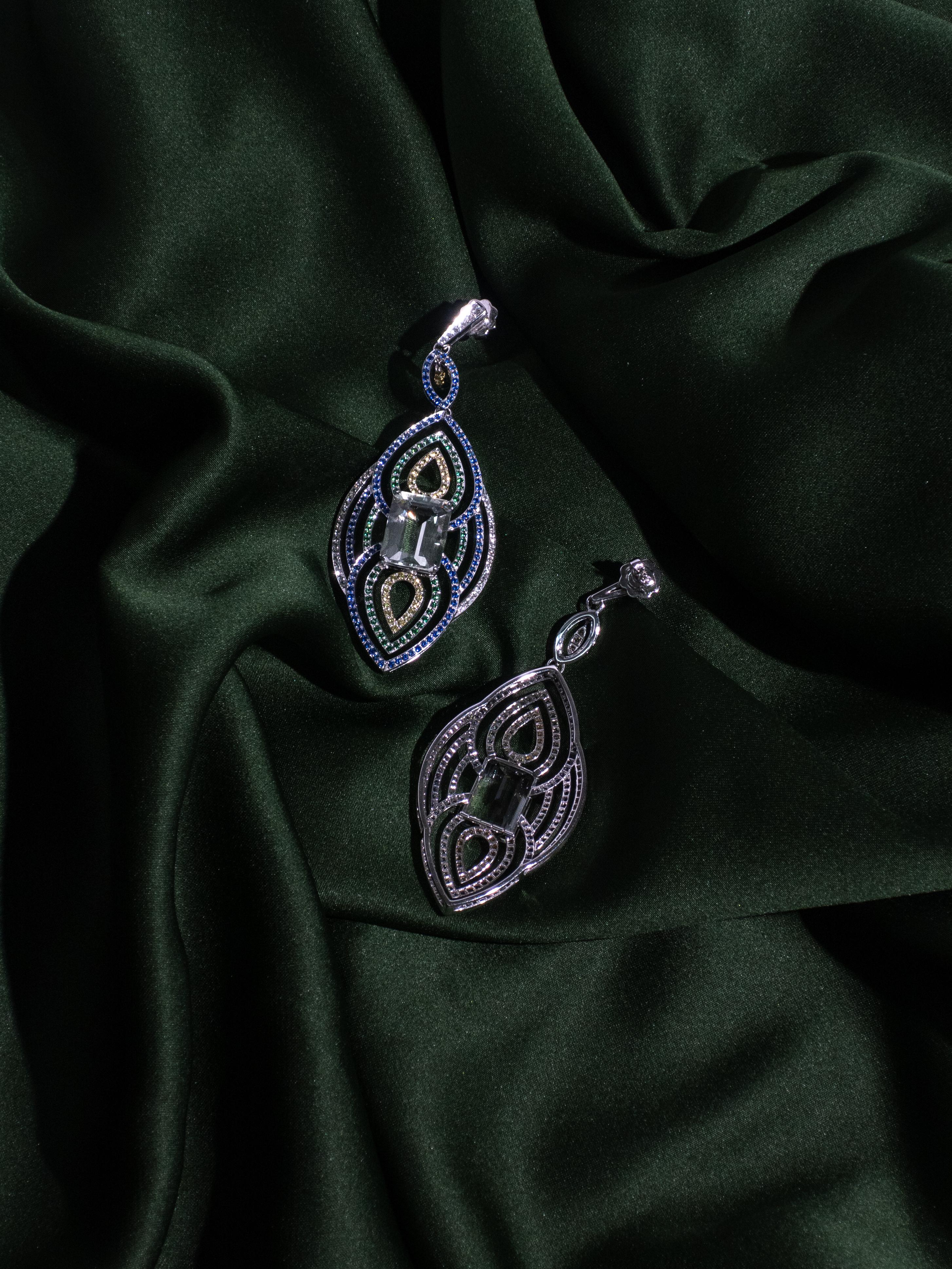 Art Deco 18.6 Carat Green Amyethest, Sapphire and Peridot Earrings in White Gold For Sale