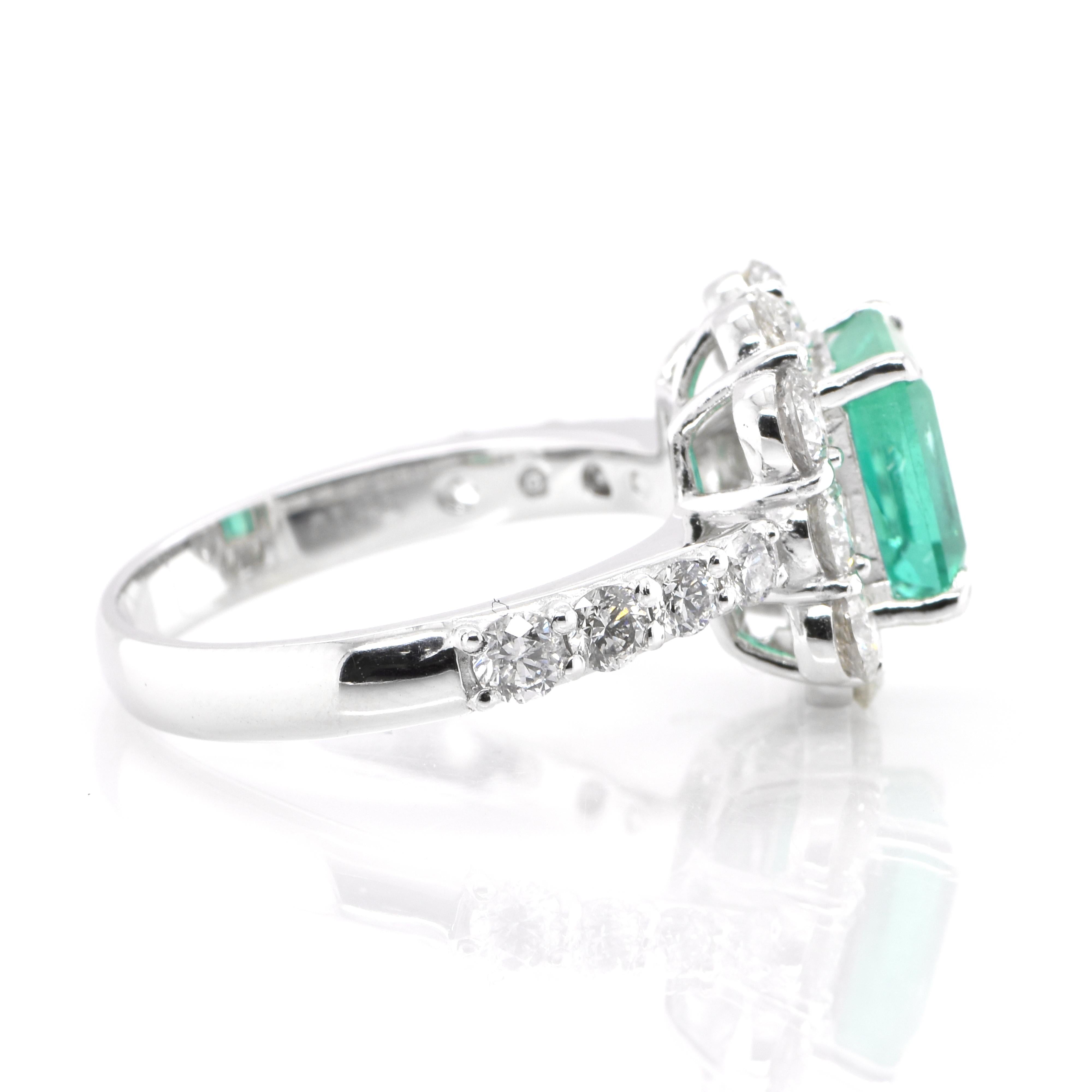 Emerald Cut 1.86 Carat Natural Colombian Emerald and Diamond Ring Set in Platinum For Sale