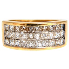 1.86 Carat Nature Diamants taille princesse Triple Channel Band 14 Karat*
