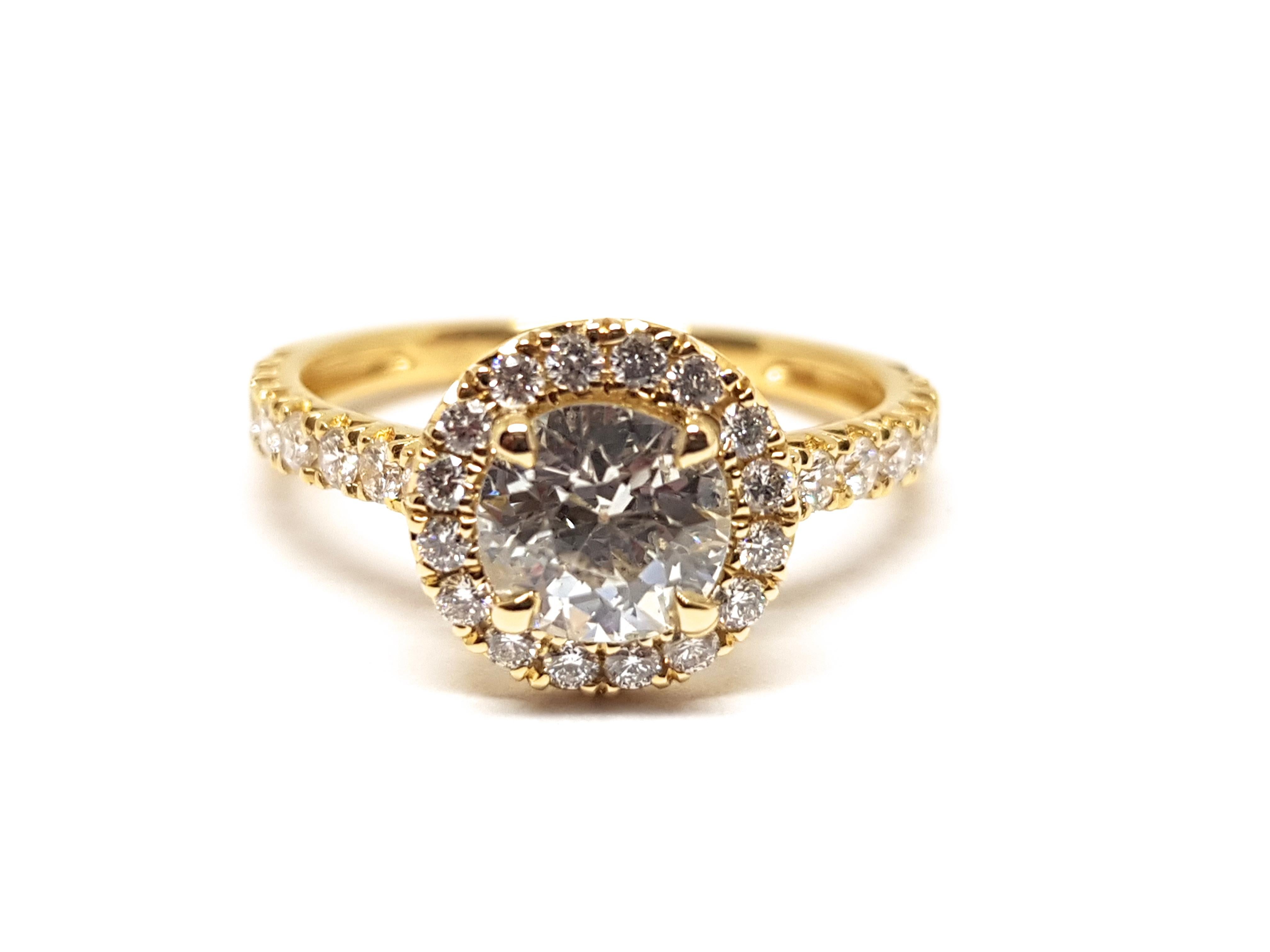 1.86 Carat Yellow Gold White Diamond Engagement Ring In New Condition In Antwerp, BE