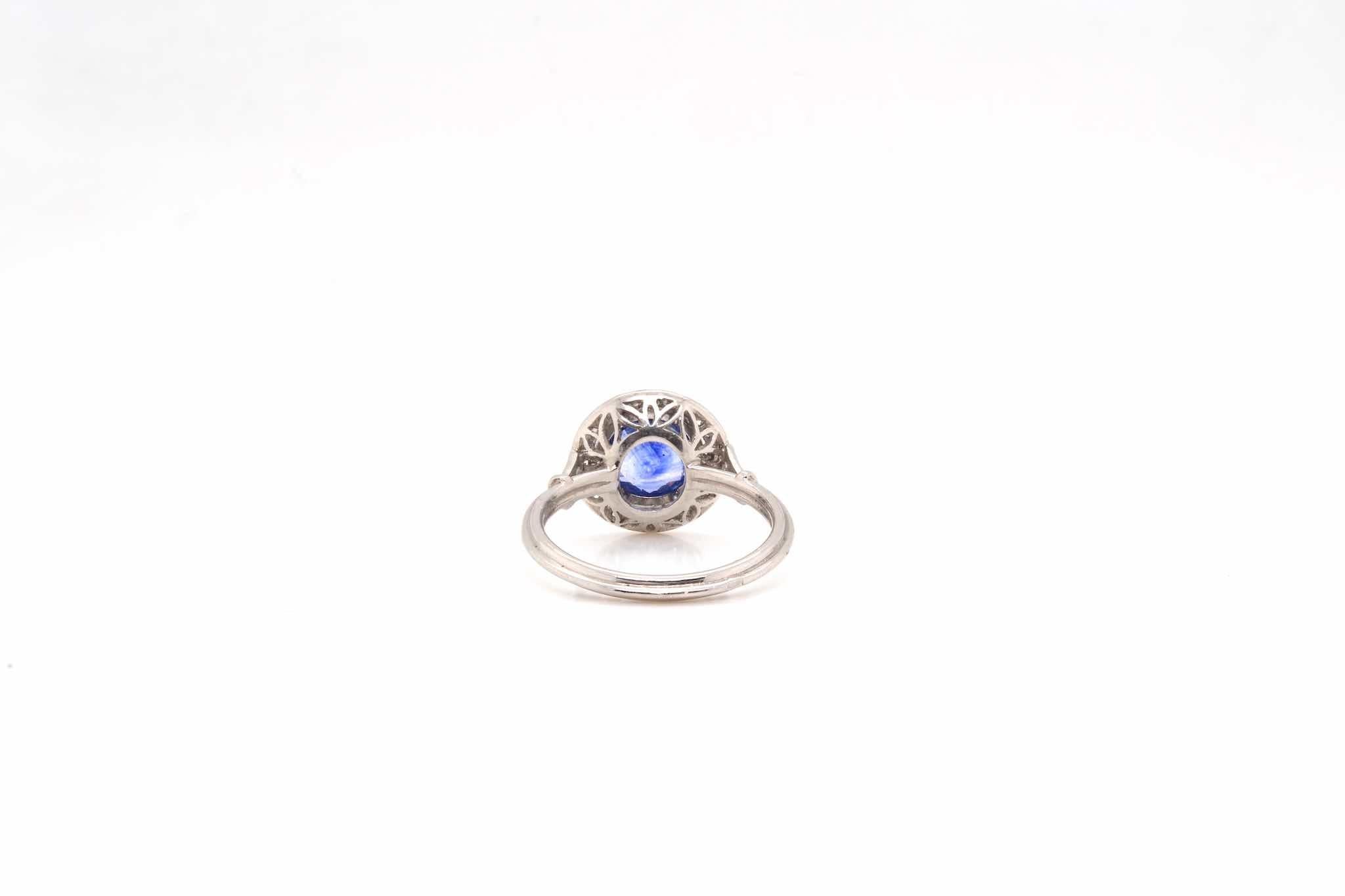  1.86 Karat Ceylon Saphir und Diamanten Ring im Zustand „Gut“ im Angebot in PARIS, FR