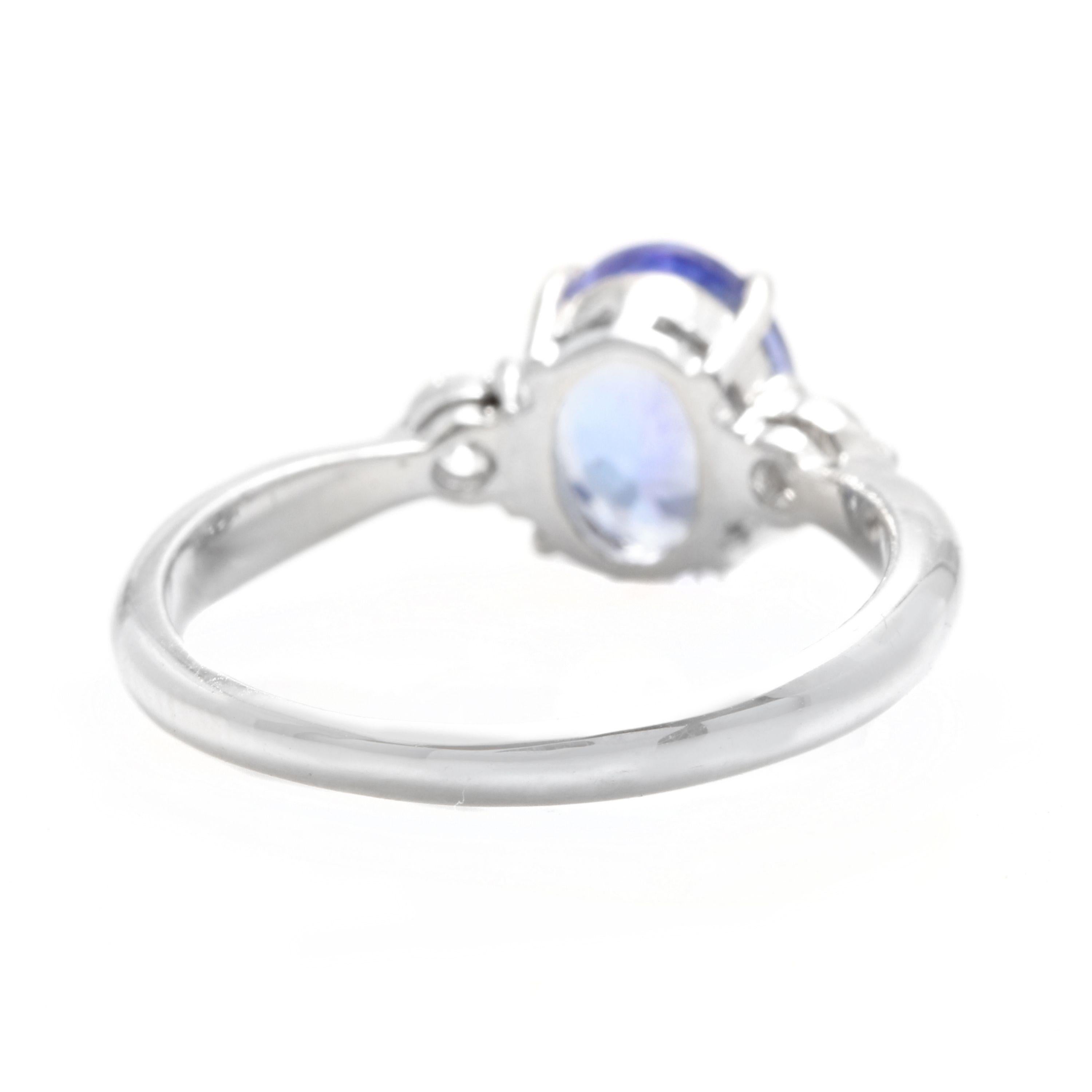 Or blanc massif 14 carats avec tanzanite naturelle de 1,86 carat de très belle apparence et diamants Neuf - En vente à Los Angeles, CA