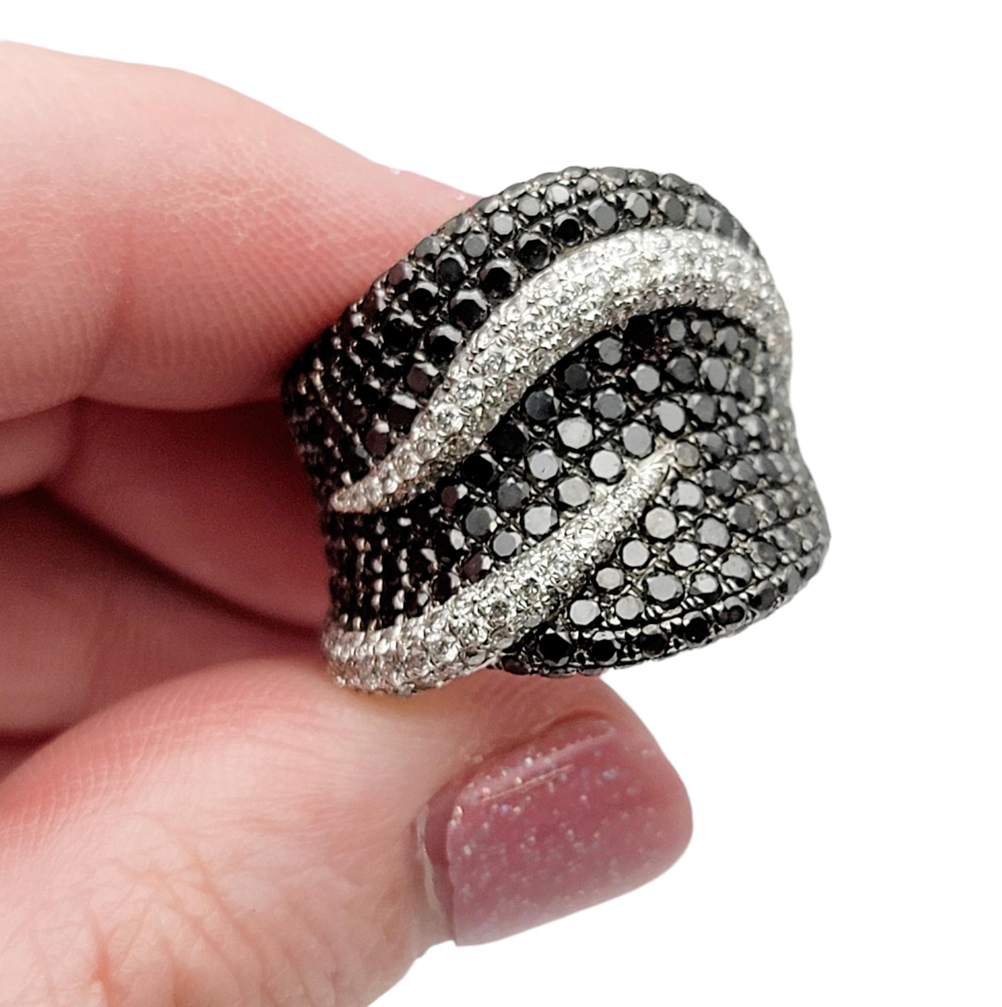 1.86 Carats Total Black and White Pave Diamond Wave Wide Band Ring in White Gold For Sale 4