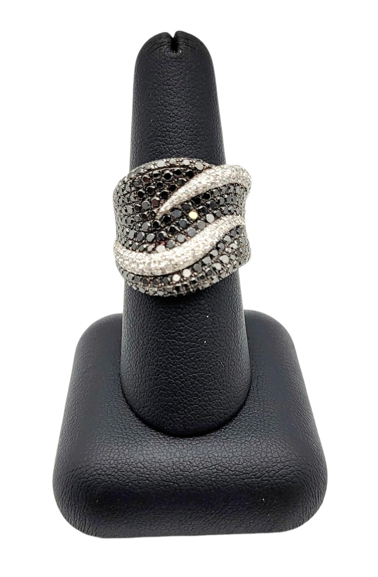 1.86 Carats Total Black and White Pave Diamond Wave Wide Band Ring in White Gold For Sale 1