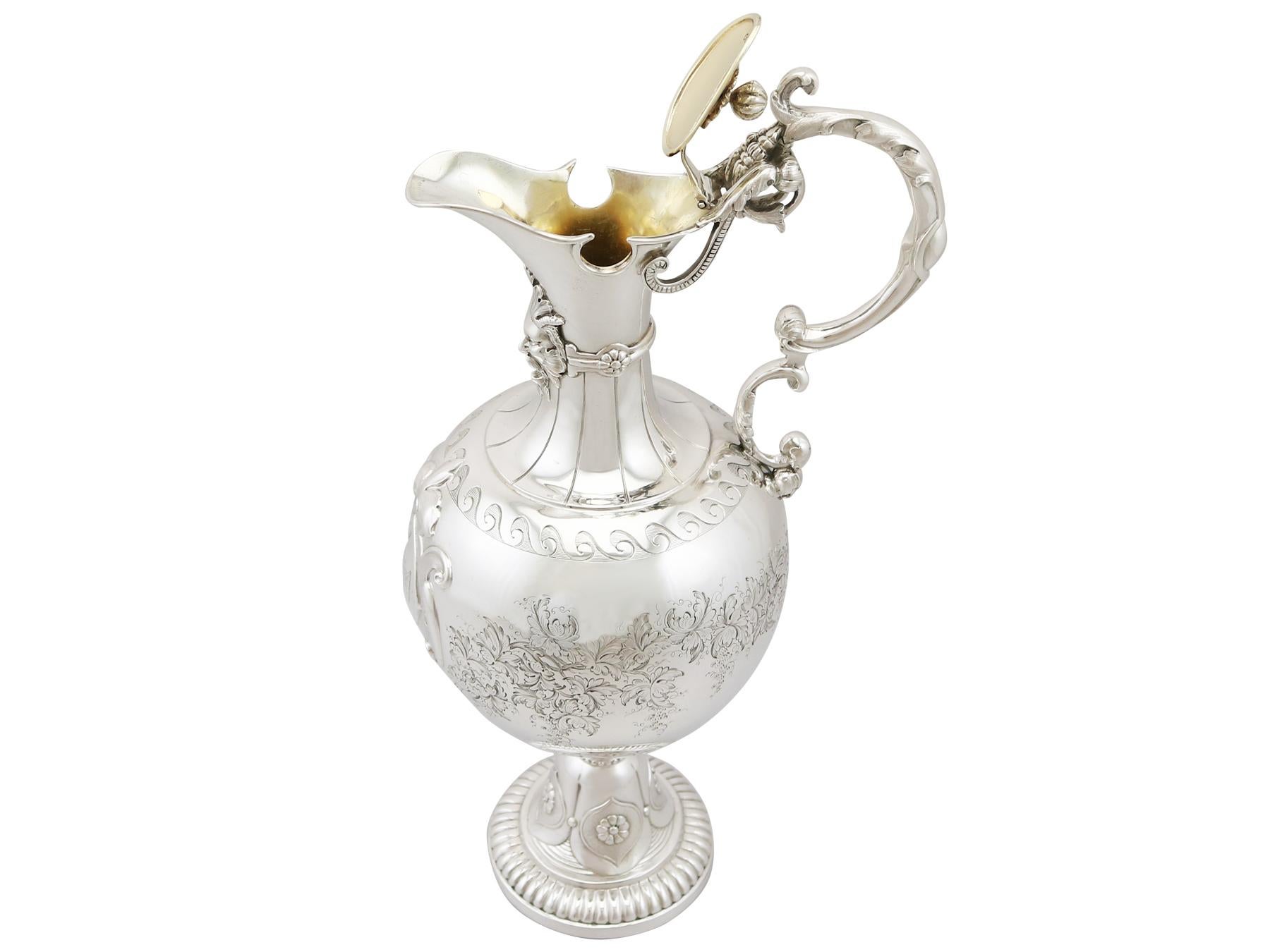 1860 Antique Victorian Sterling Silver Claret Jug In Excellent Condition In Jesmond, Newcastle Upon Tyne