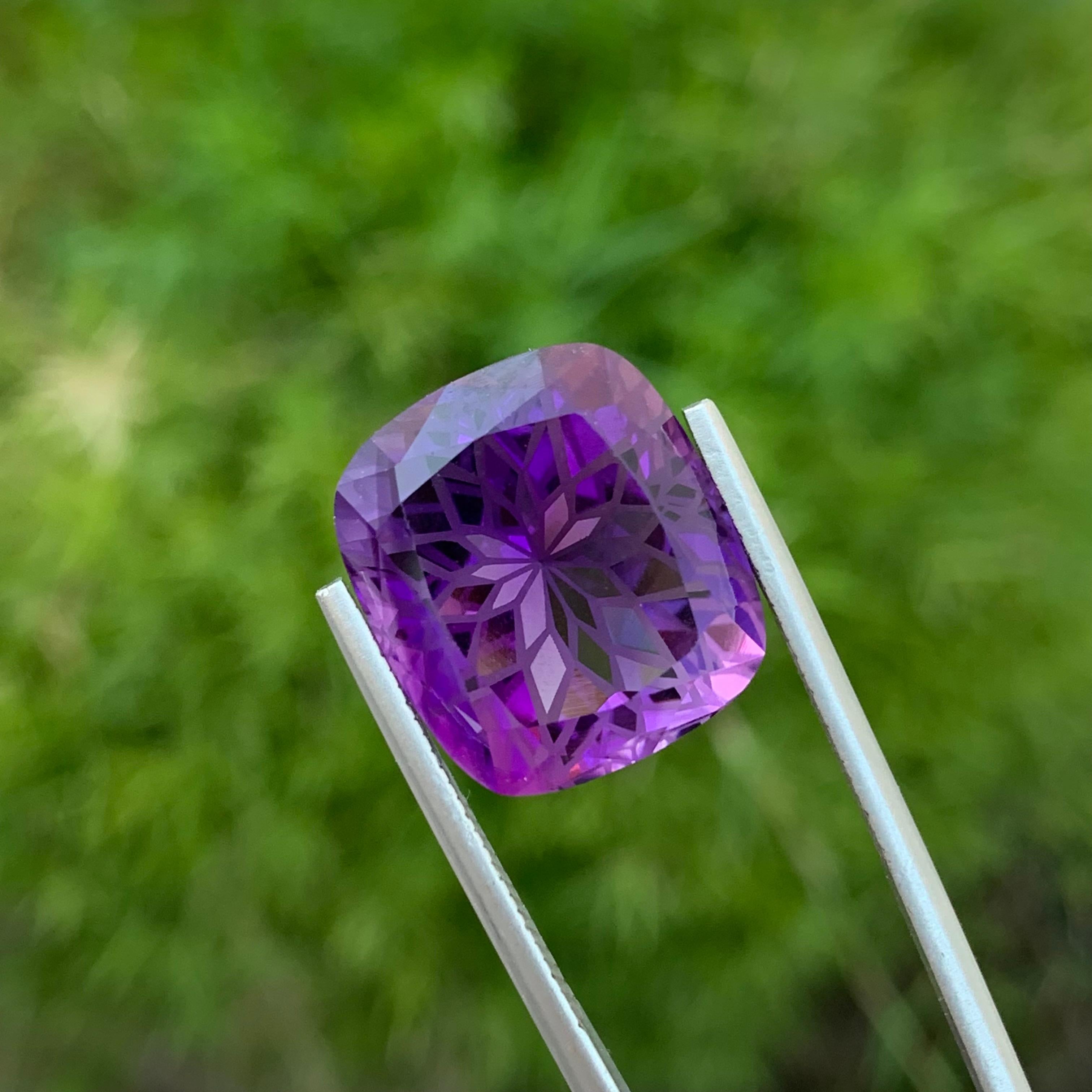 18.60 Carat Natural Loose Purple Amethyst Flower Cut Gem For Necklace  For Sale 1