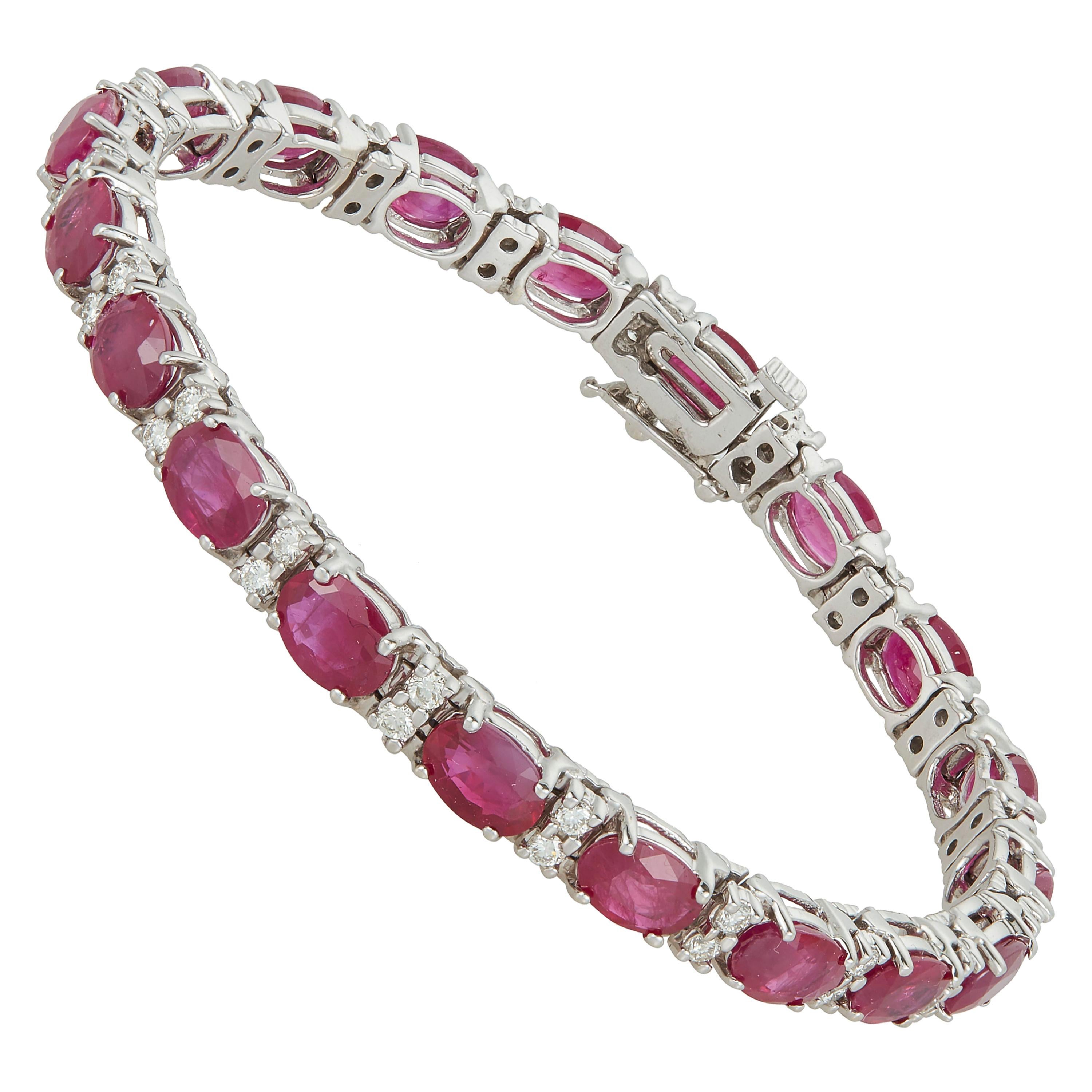 18,60 Karat Ovaler Rubin Runder Diamant-Tennisarmband 14 Karat Weißgold im Angebot