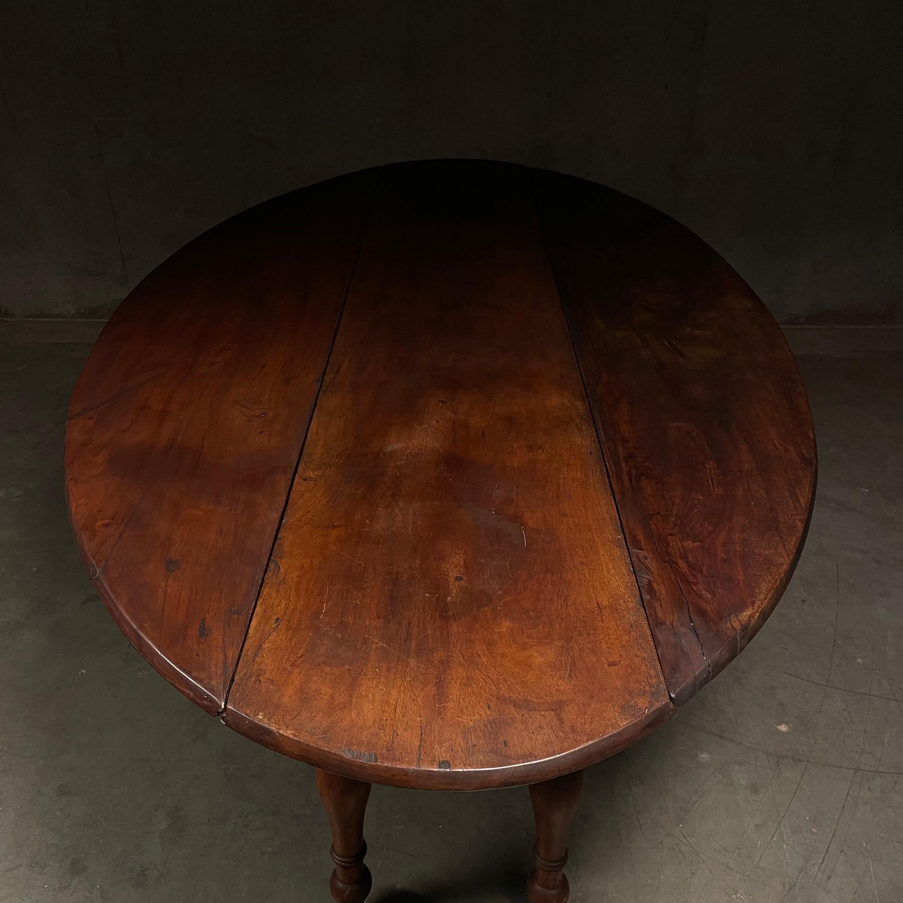 Canadian 1860 Georgian mahogany 7 ft drop leaf table dining 
