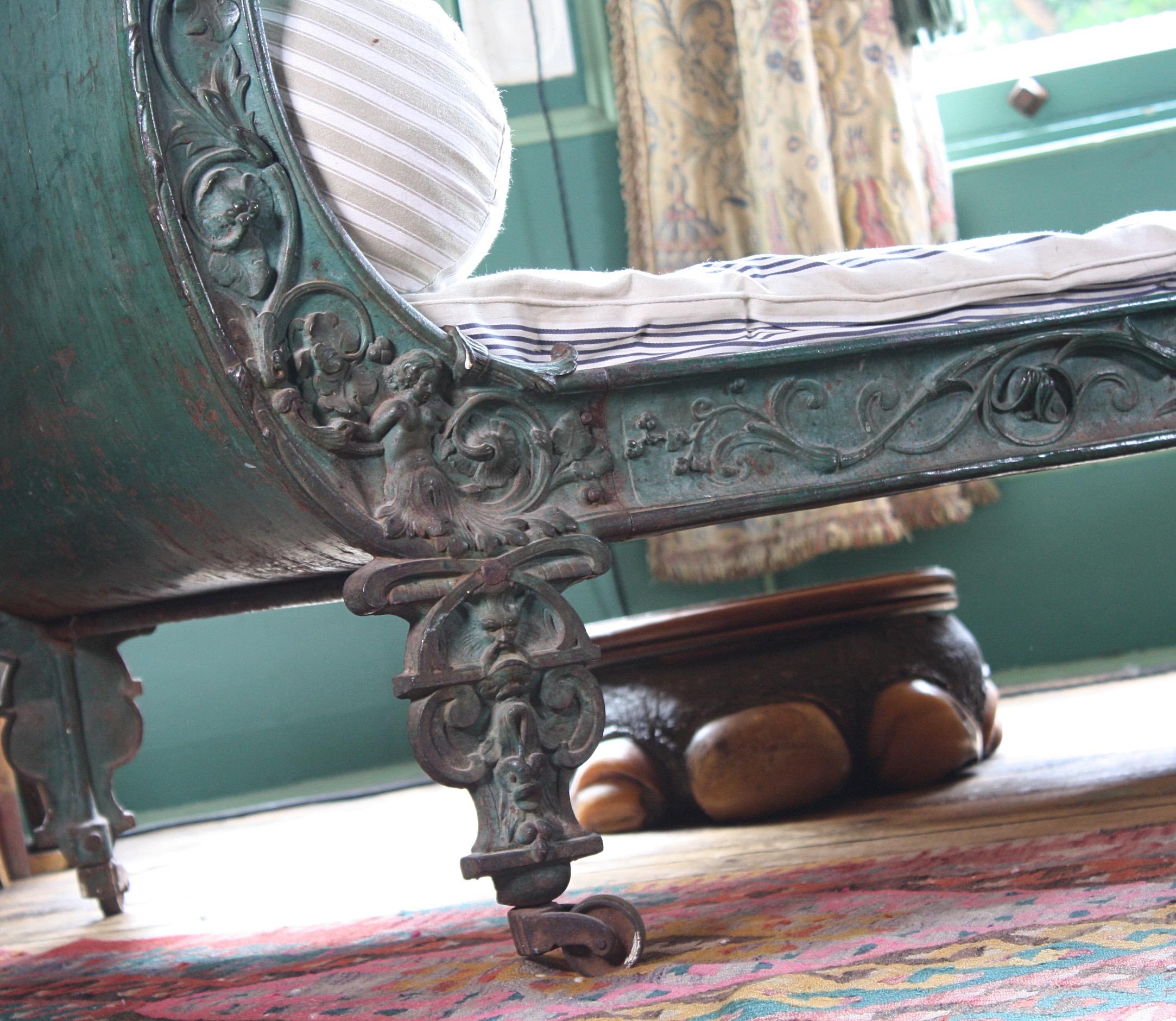 1860 Green Napoleon lll Cast Iron Daybed Rococo Style 8