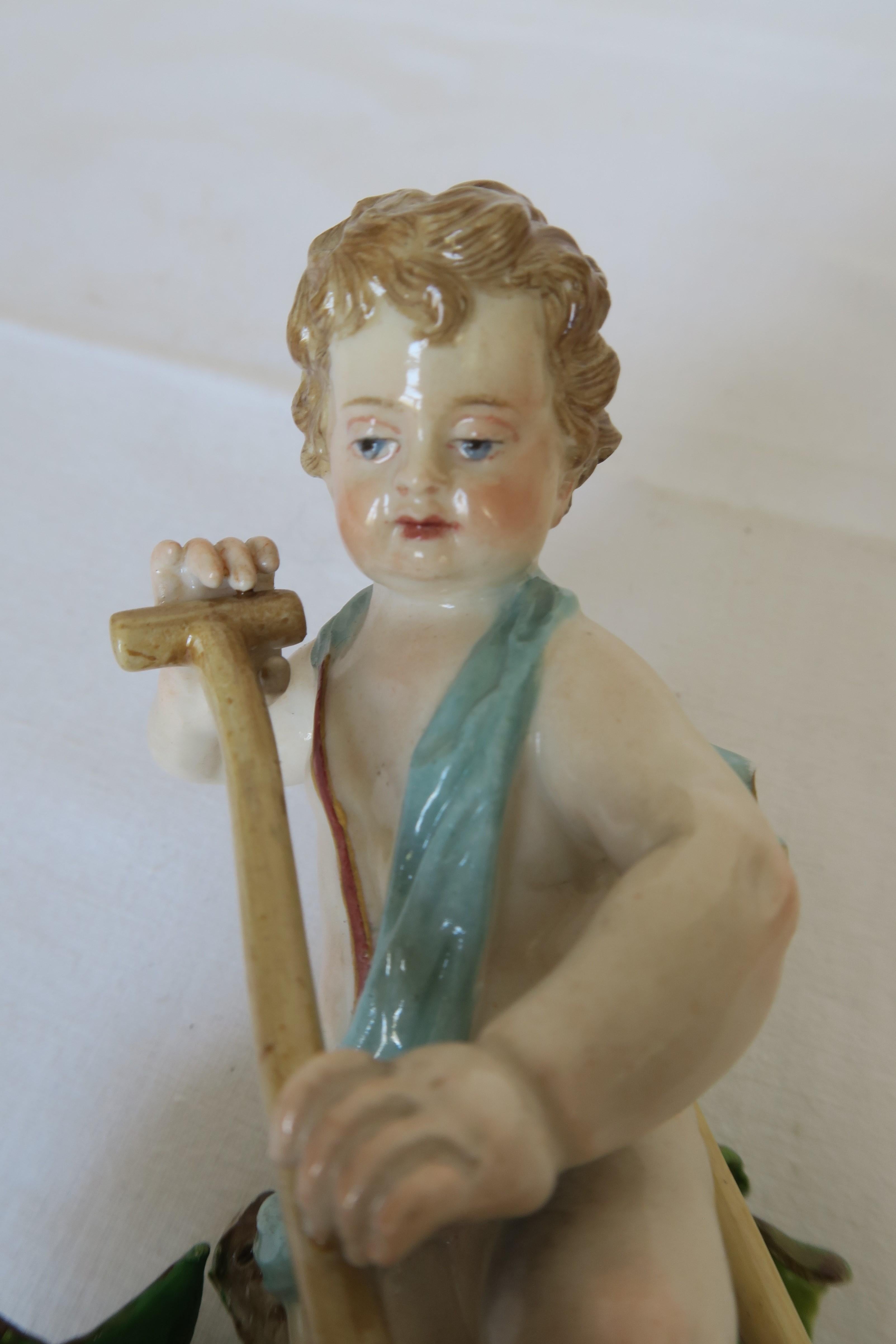 XIXe siècle Figurine jardinière en porcelaine de Meissen de 1860 en vente