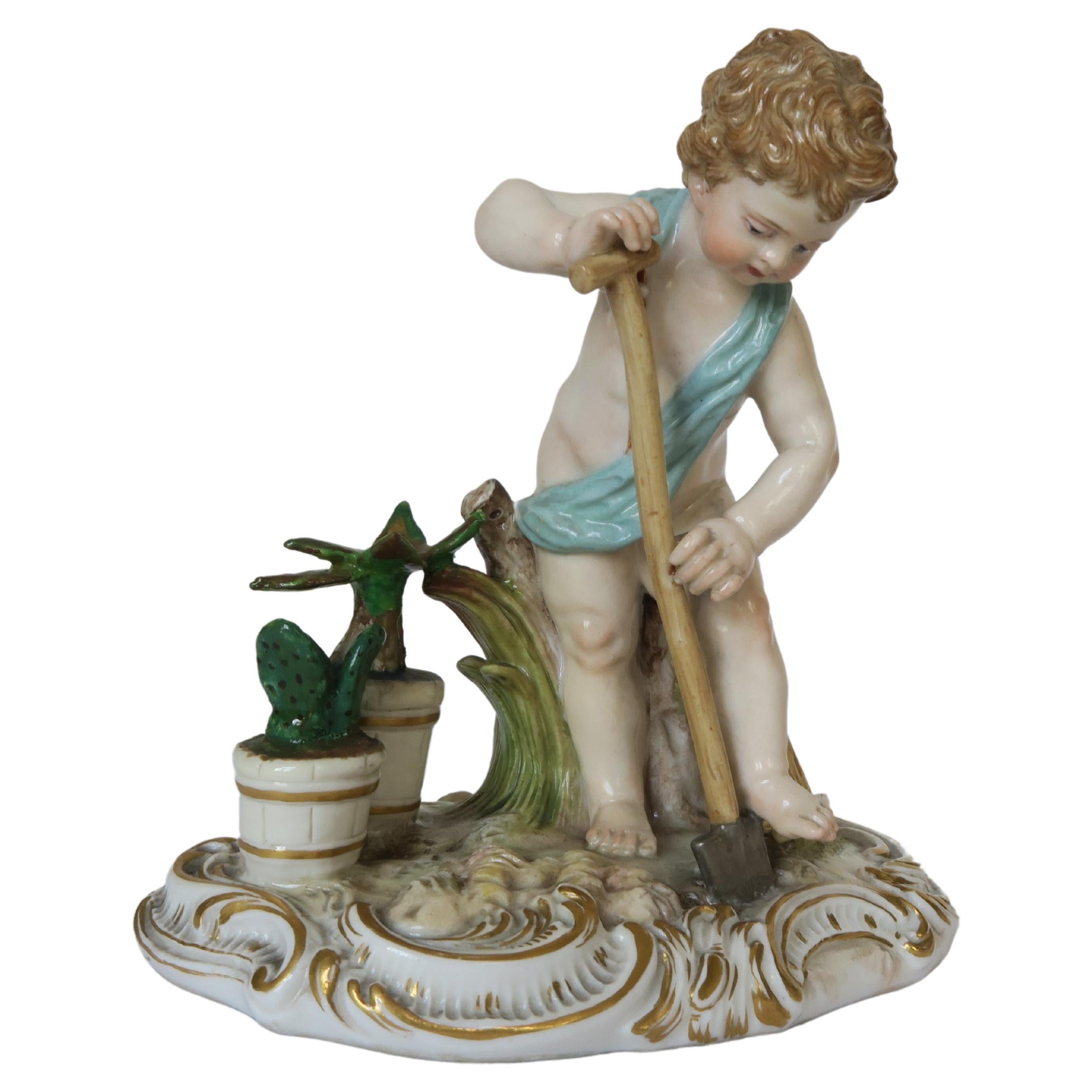 1860 Meissen Porcelain Figurine Gardener For Sale