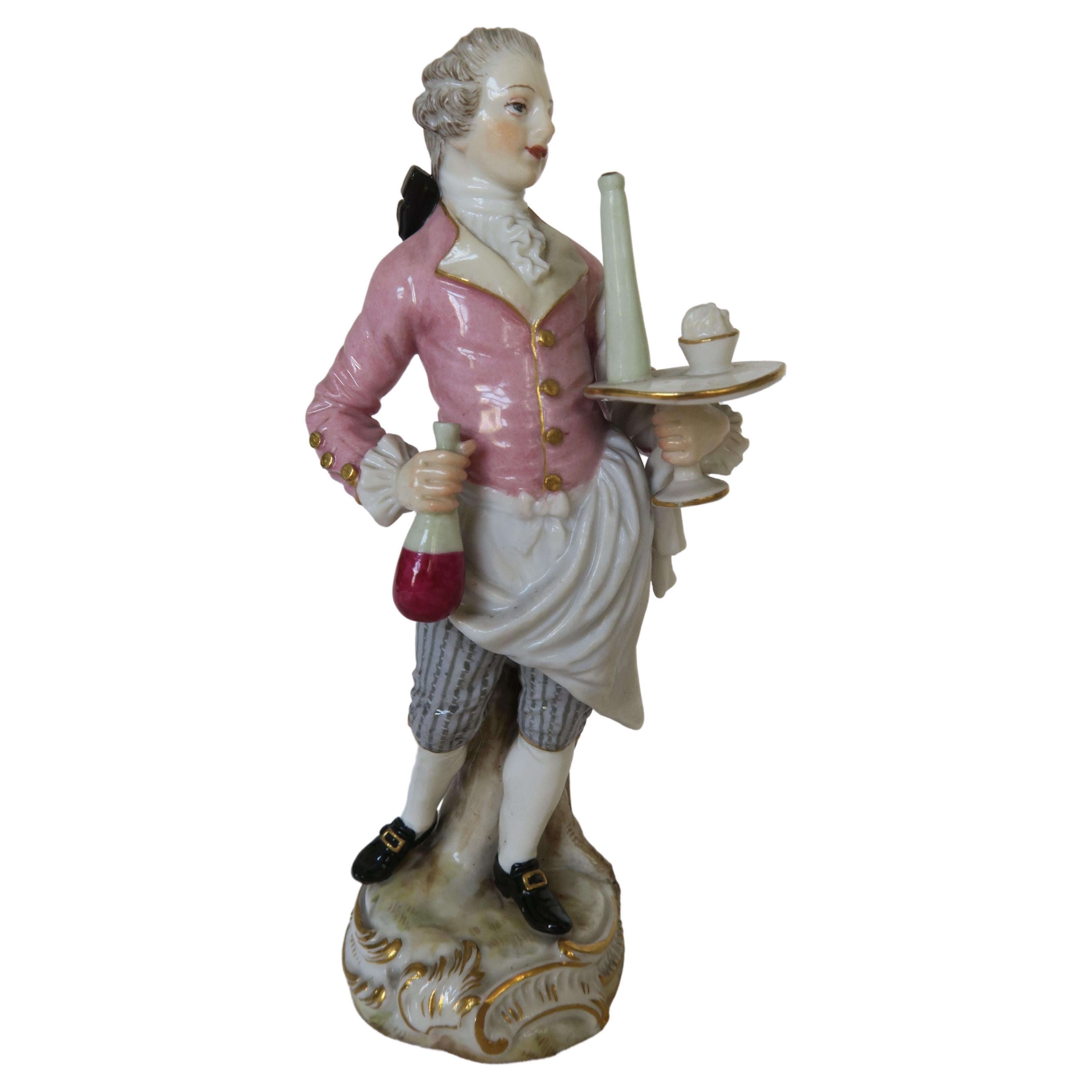 Figurine de serveur en porcelaine de Meissen de 1860 en vente