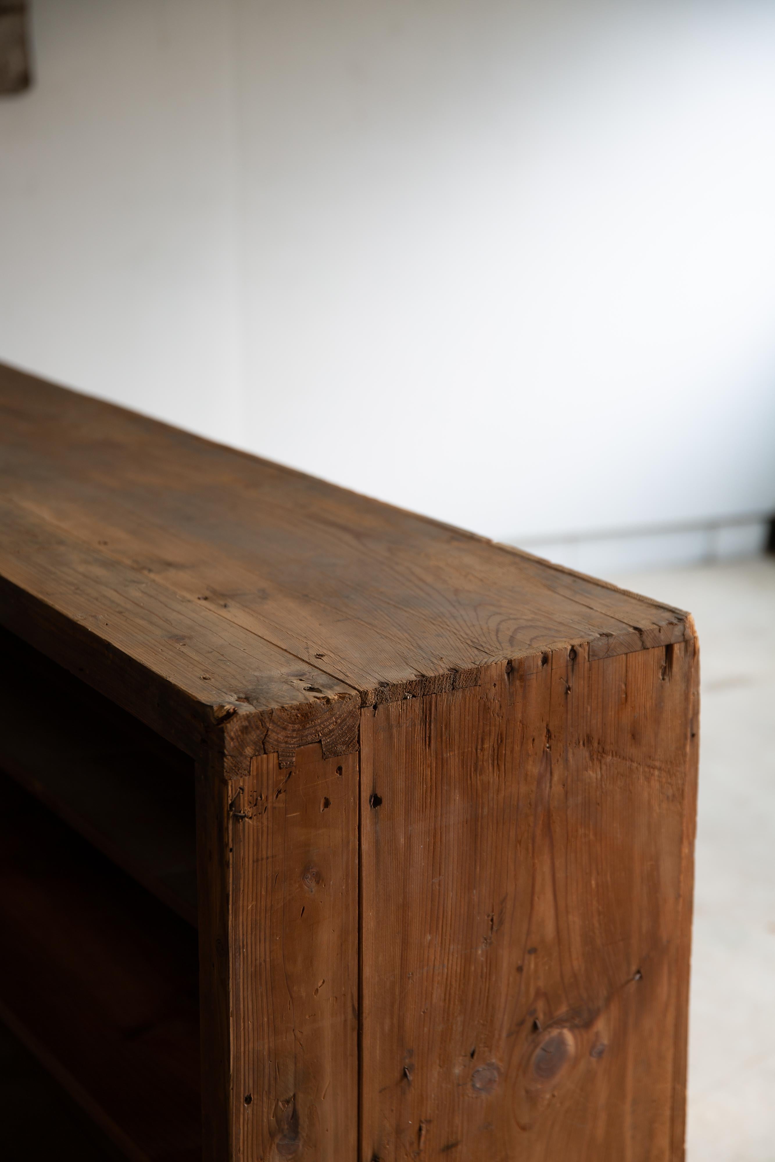 Legno Mensola da esposizione antica giapponese del 1860-1910, wabi sabi, organica