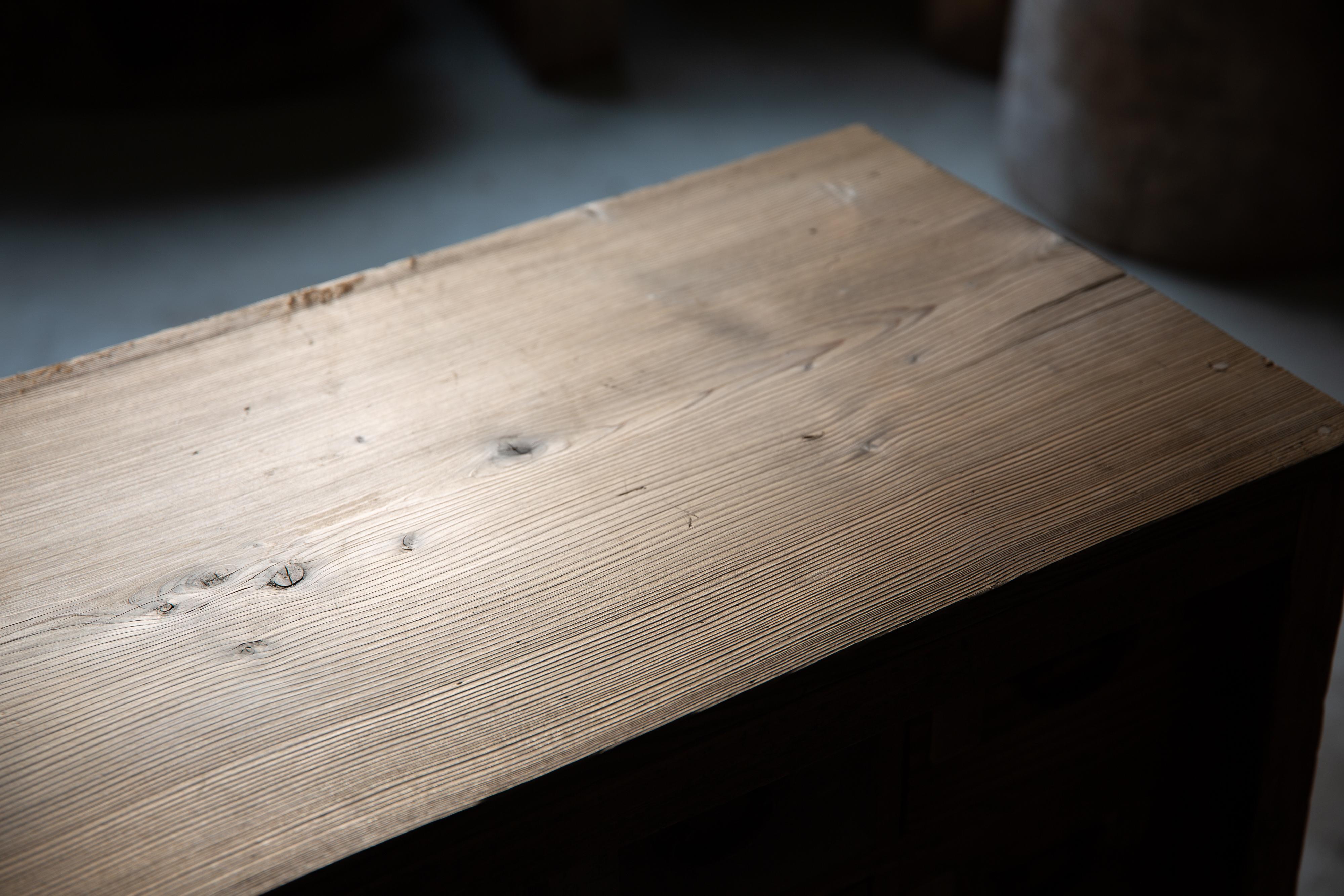 Japanischer antiker Schrank aus den 1860er-1910er Jahren, Wabi Sabi Tansu Medizinschrank mit Schubladen 9
