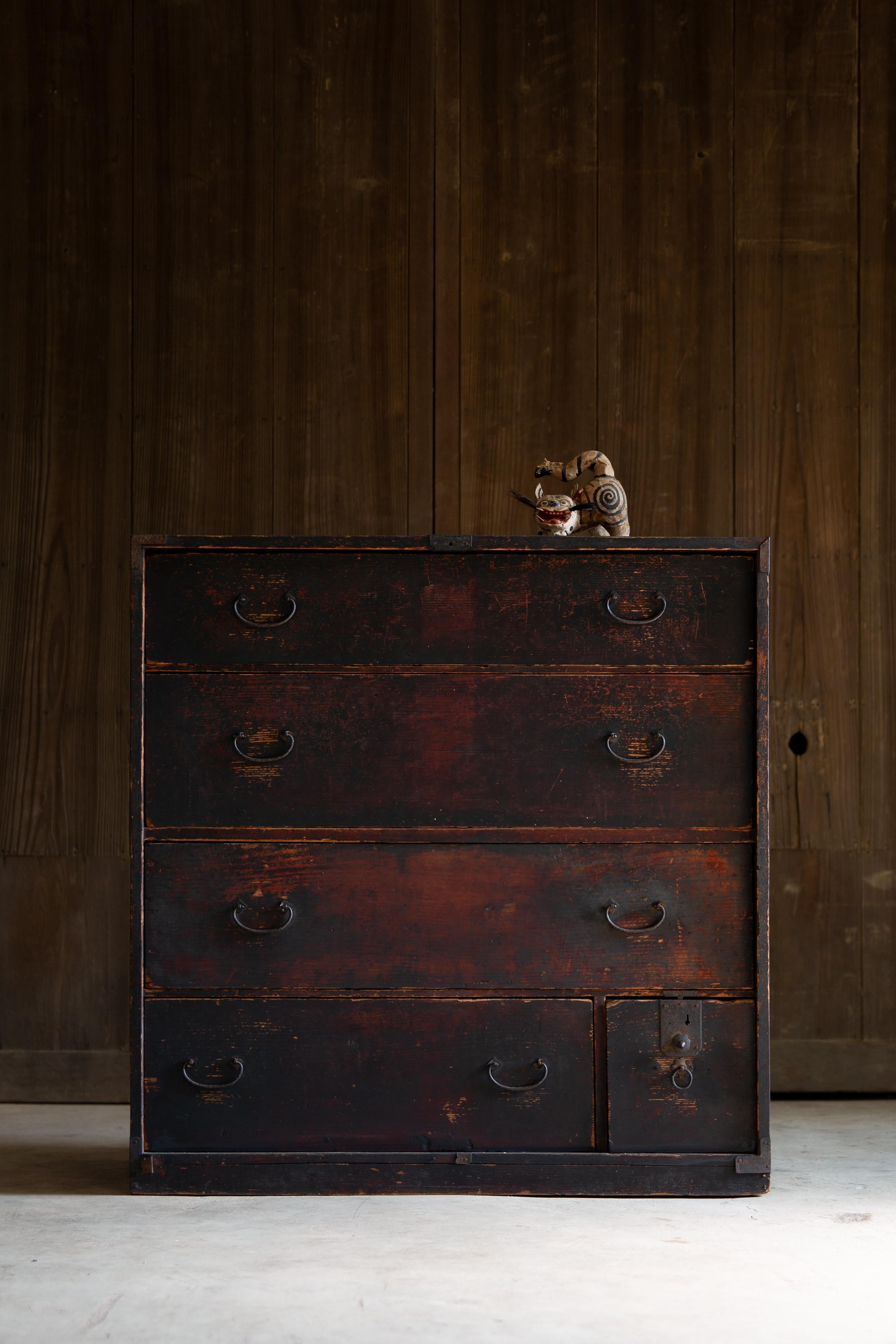 Edo 1860s-80s Japanese antique mid size Urushi Tansu chest of drawers, wabi sabi For Sale