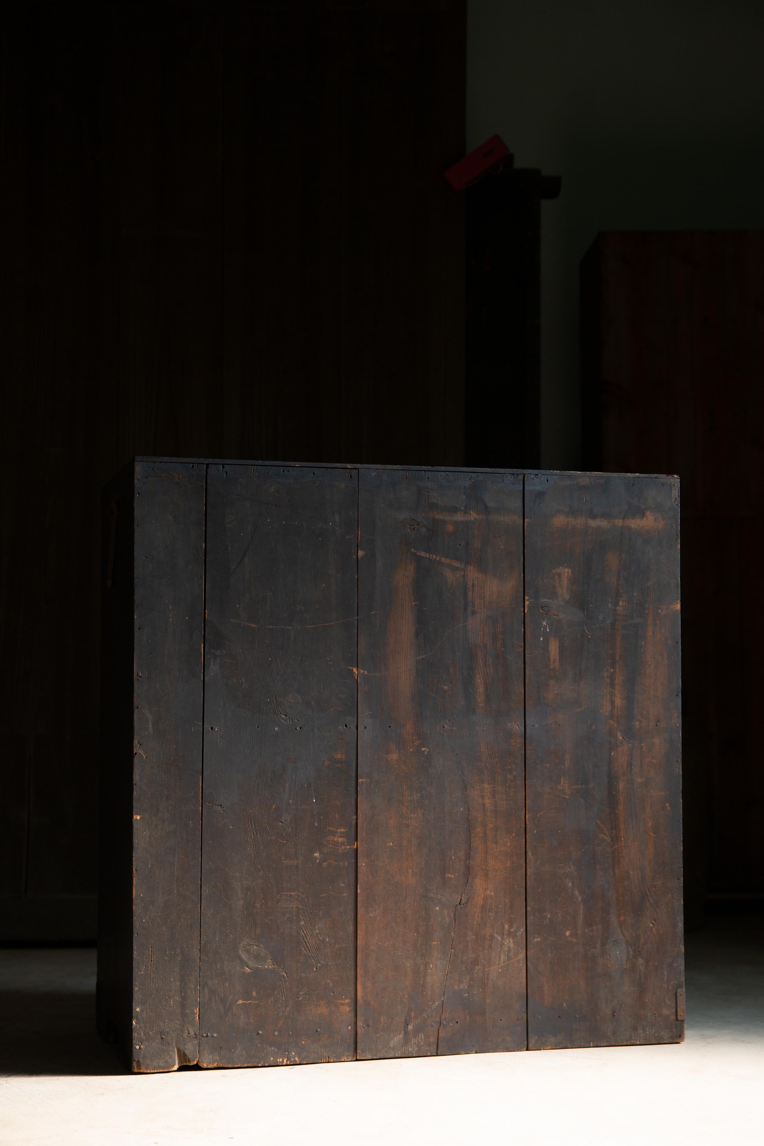 1860s-80s Japanese antique mid size Urushi Tansu chest of drawers, wabi sabi For Sale 2