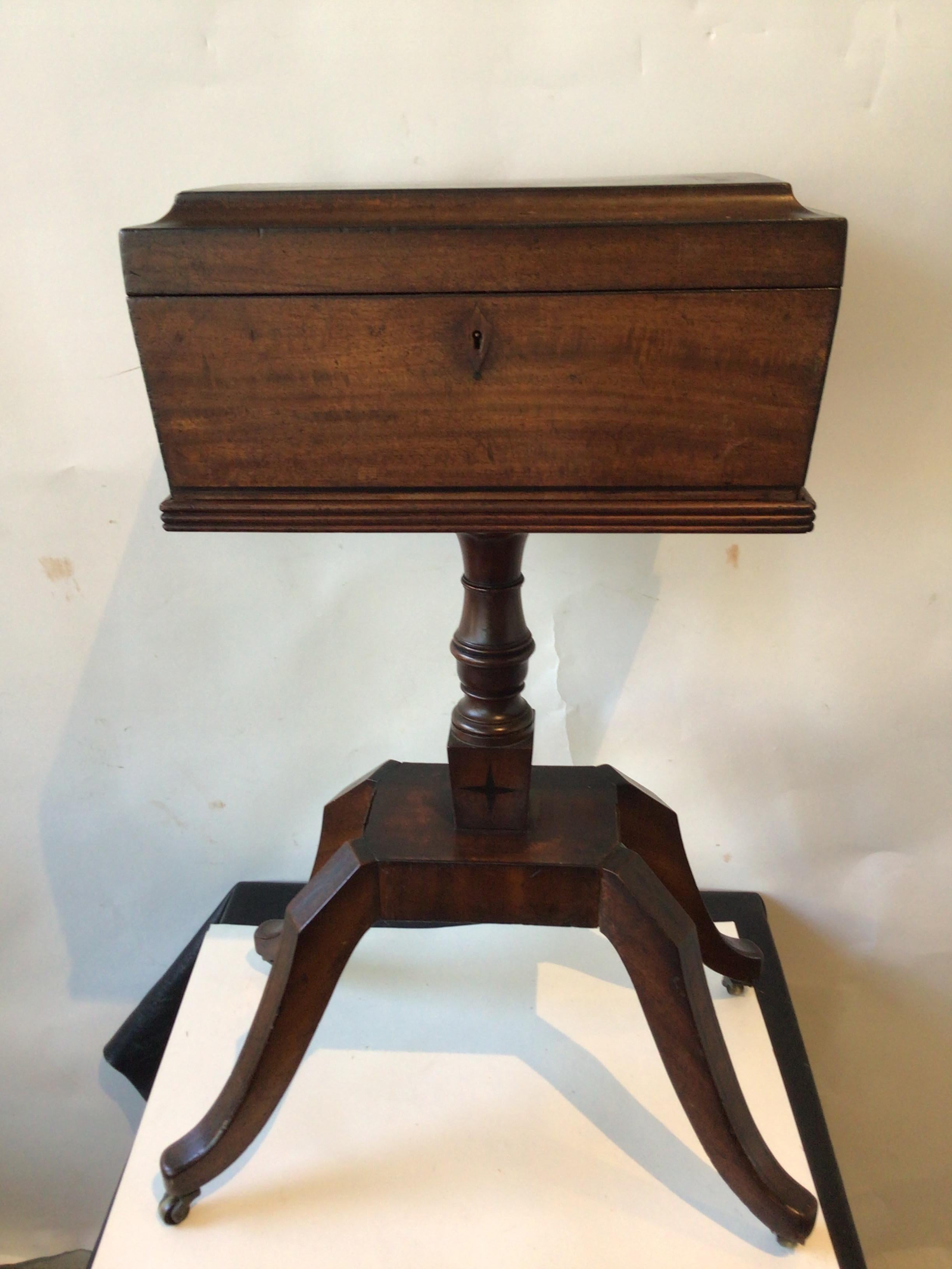 1860s English tea caddy box / table.