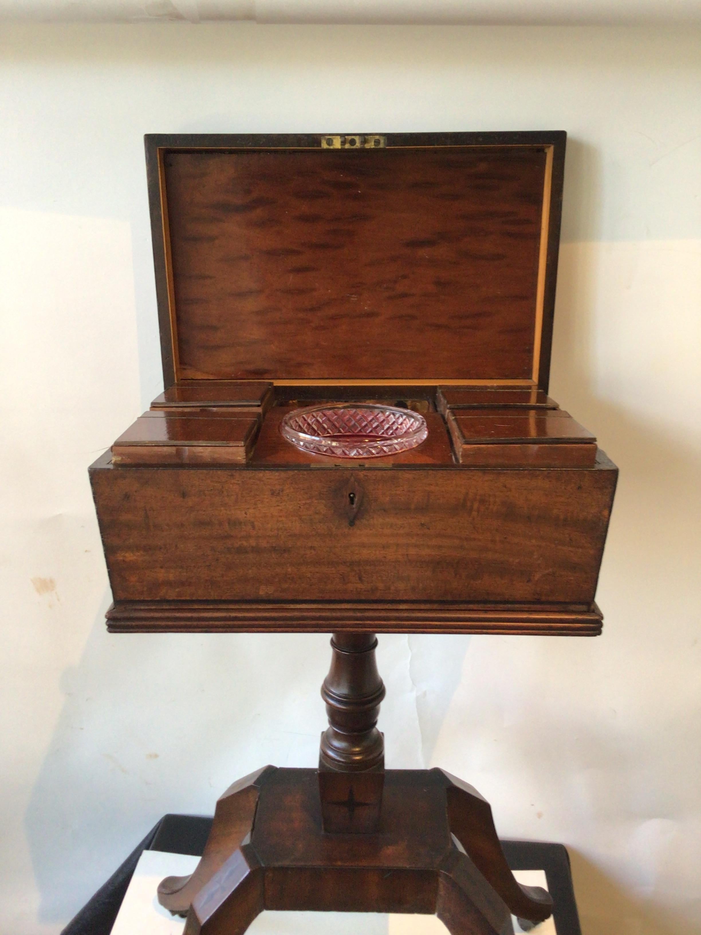 1860s English Tea Caddy Side Table For Sale 3