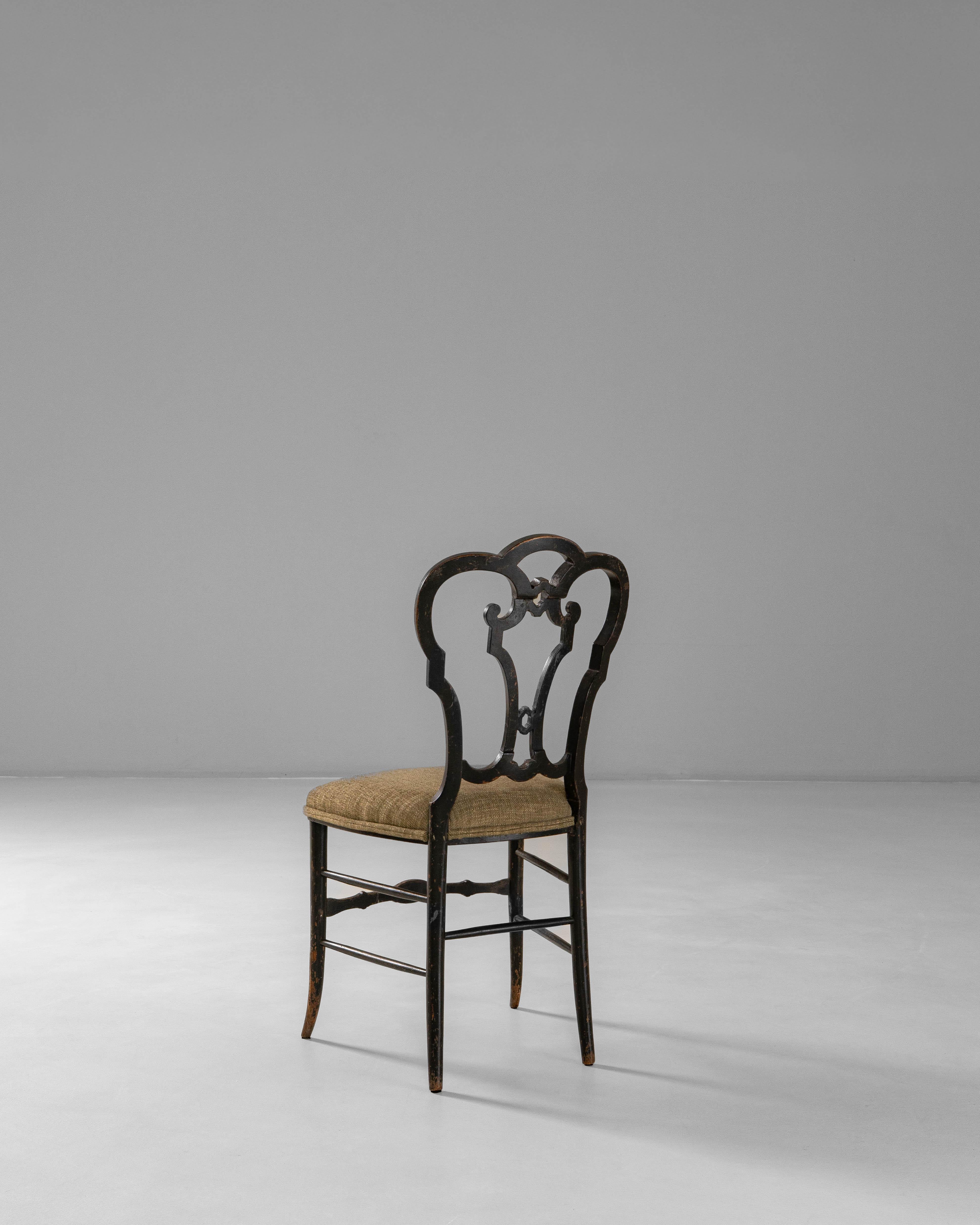 1860s French Baroque Revival Wooden Chair With Upholstered Seat Bon état - En vente à High Point, NC