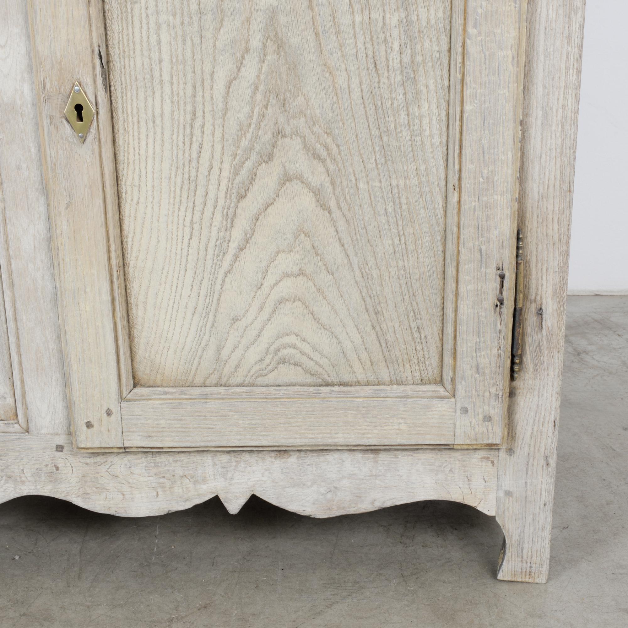 1860s French Bleached Oak Buffet 3