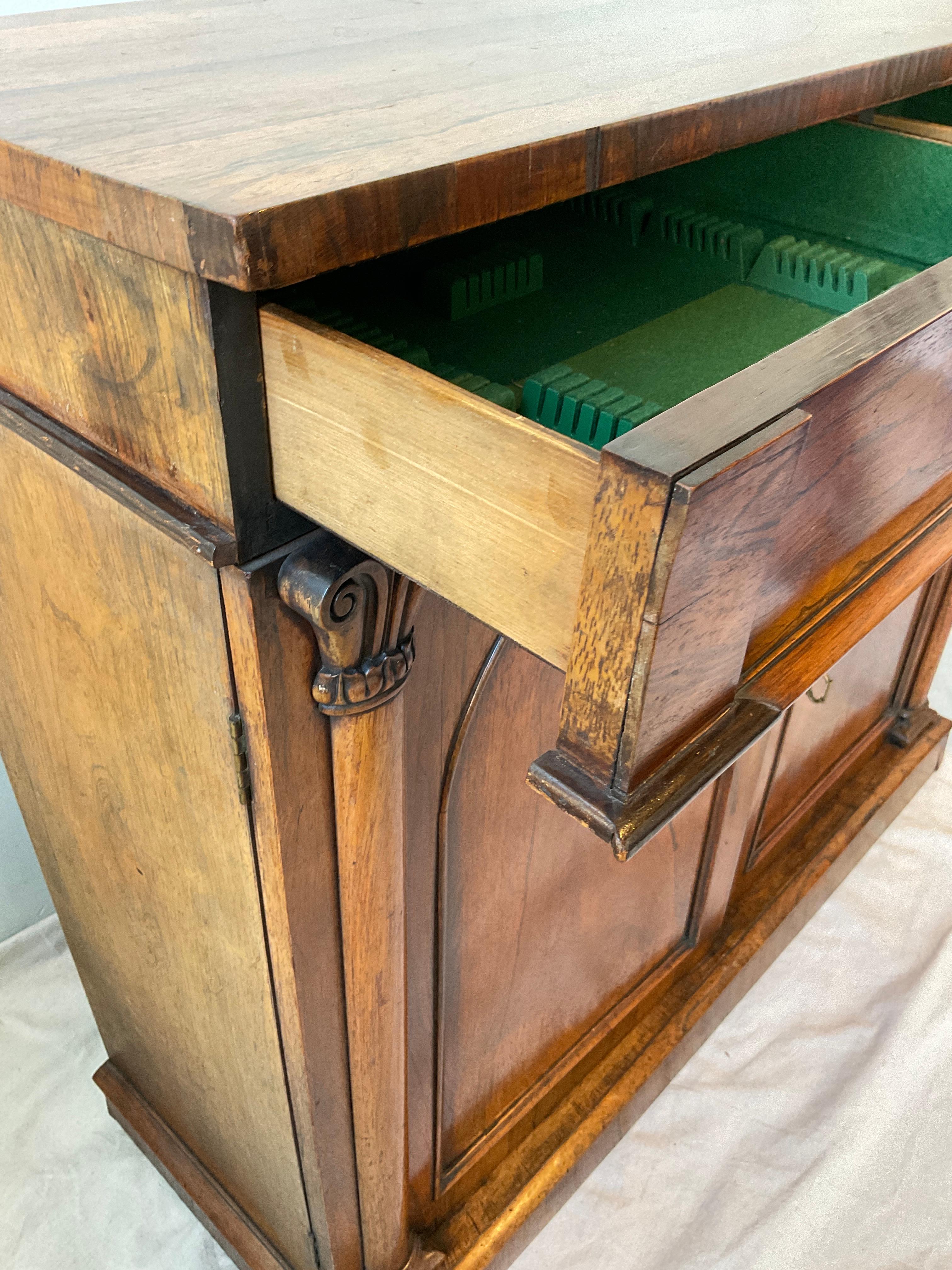 1860s  Palissandro Impero Francese  Credenza  ( Console ) in vendita 4