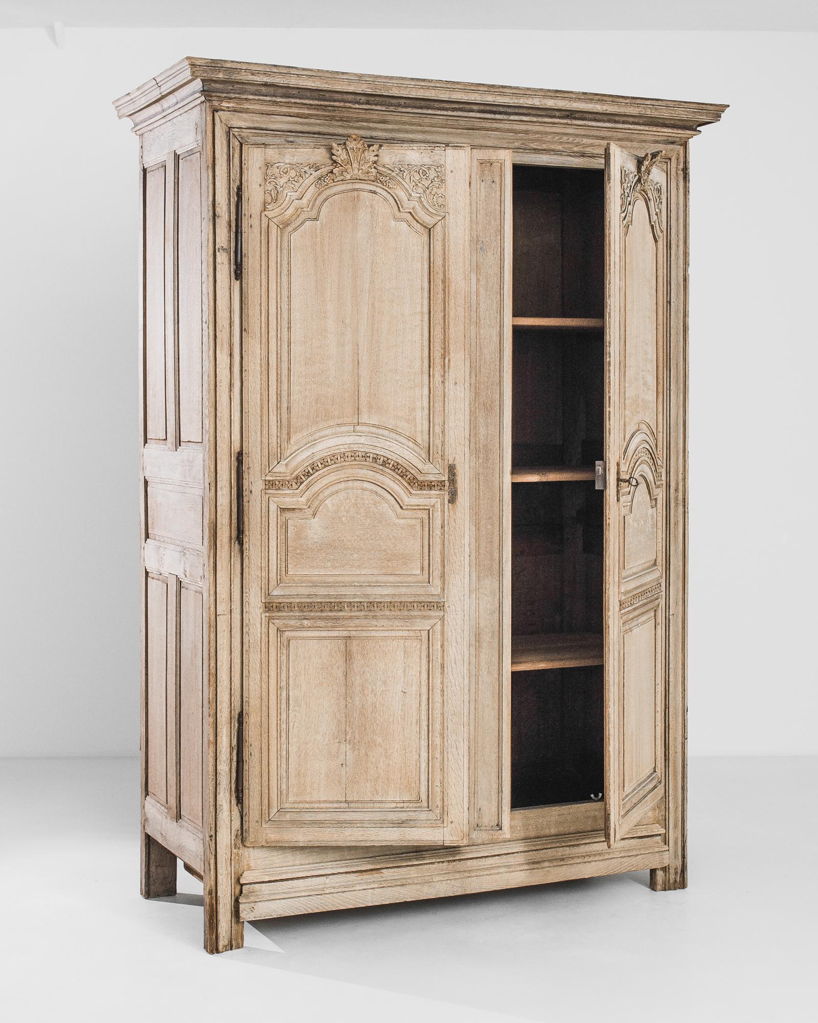 1860s French Oak Armoire In Good Condition In High Point, NC